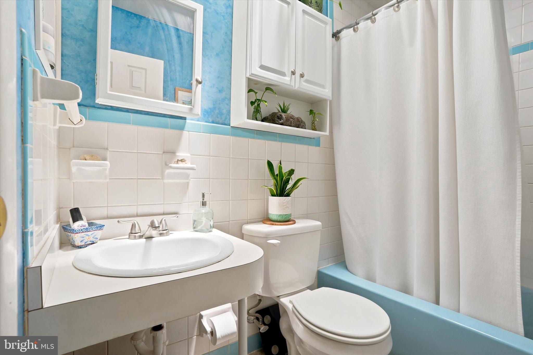 BUSTLETON - Residential