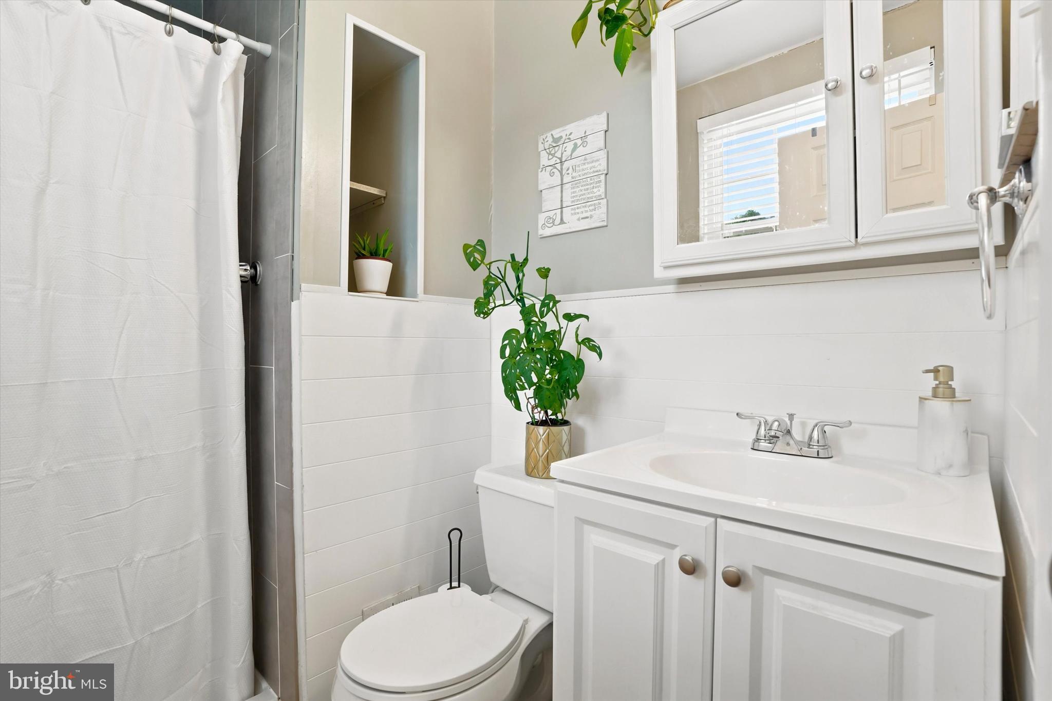 BUSTLETON - Residential