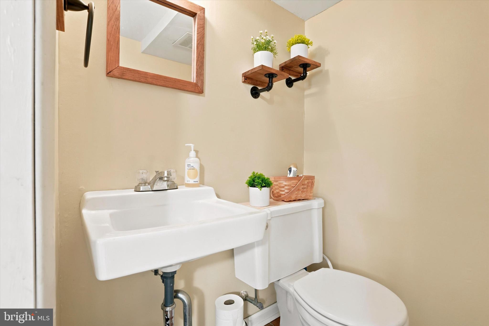 BUSTLETON - Residential