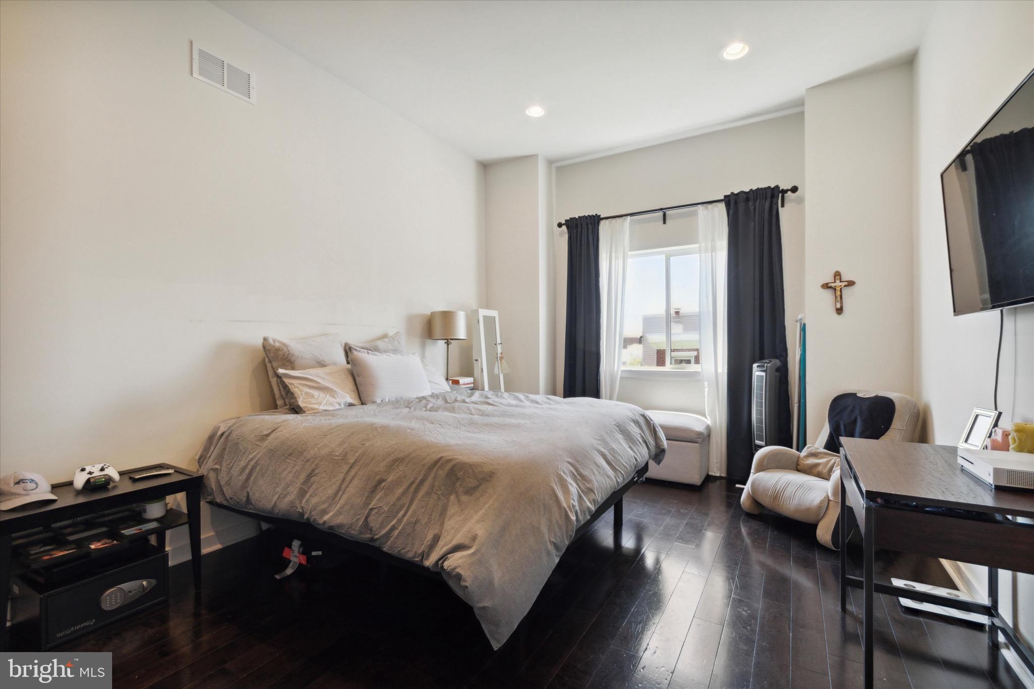 FISHTOWN - Residential Lease