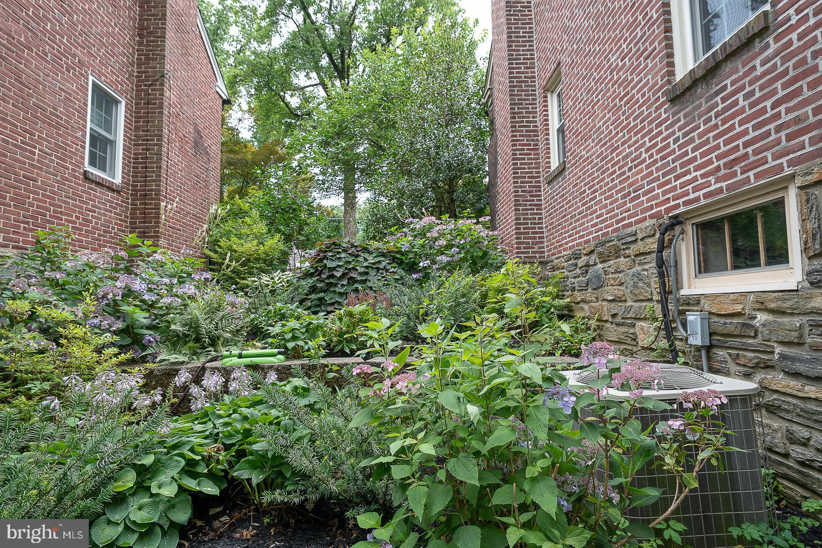 NORTH WAYNE - Residential