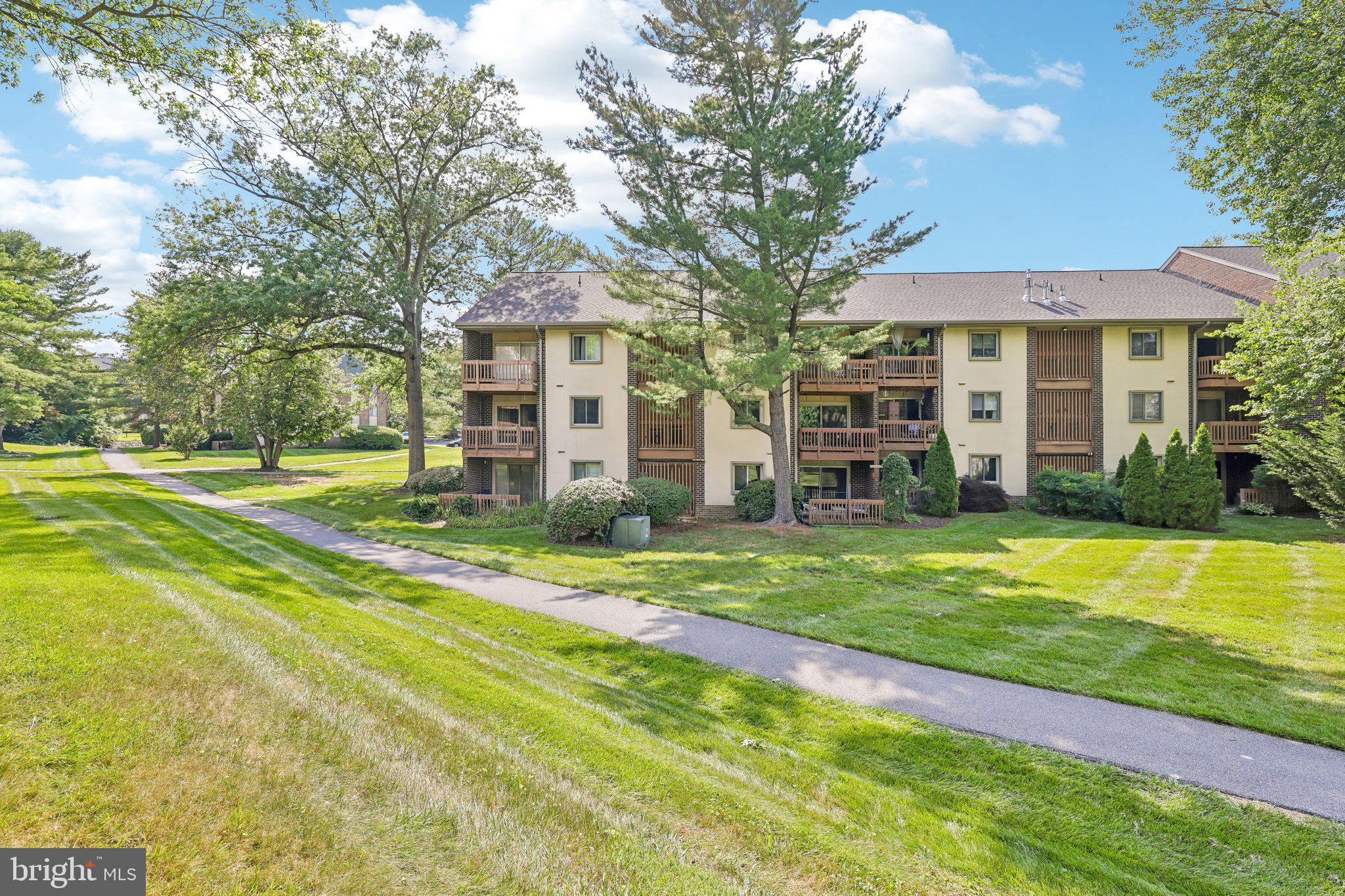 VILLAGE OF WILDE LAKE - Residential