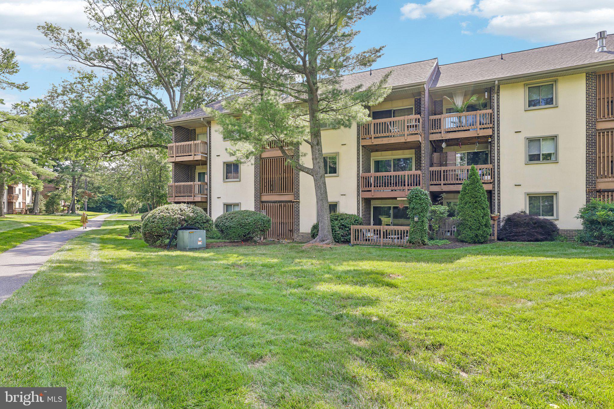 VILLAGE OF WILDE LAKE - Residential