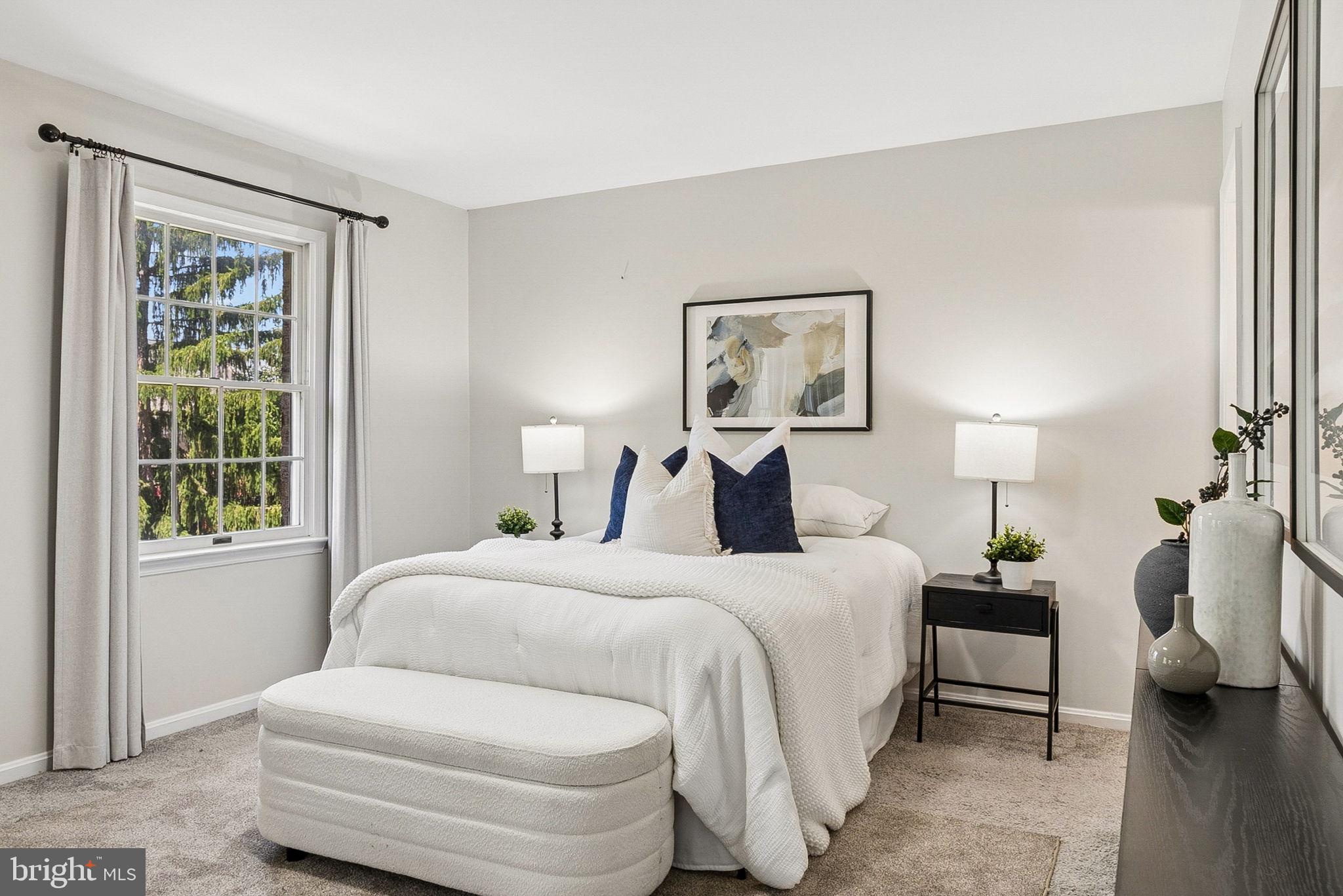 HUNTERS RUN - Residential