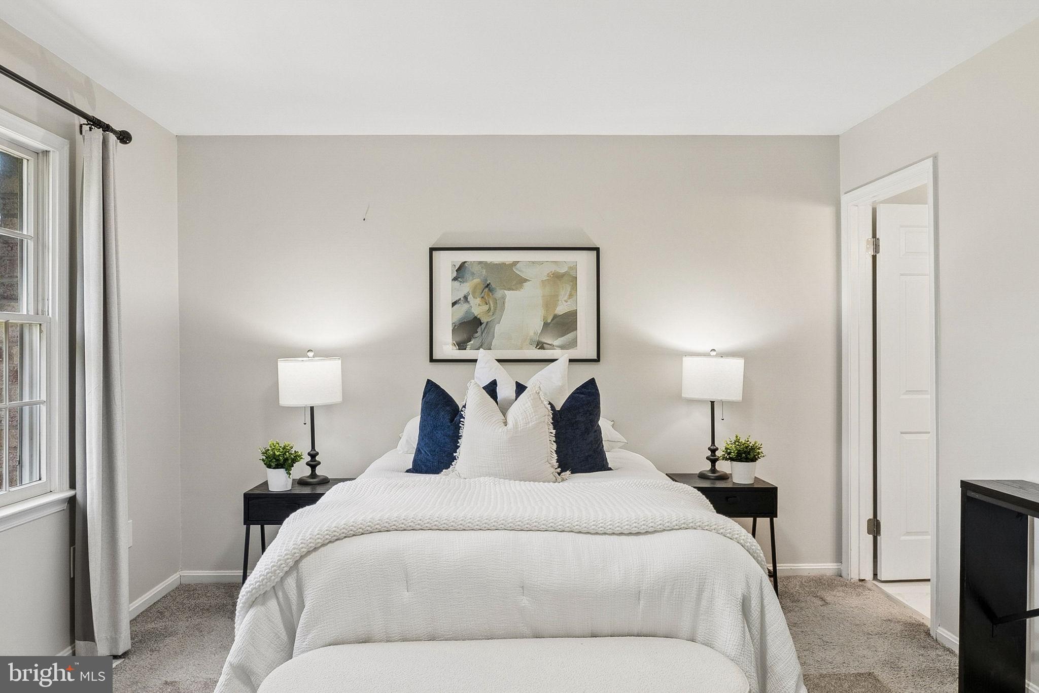 HUNTERS RUN - Residential