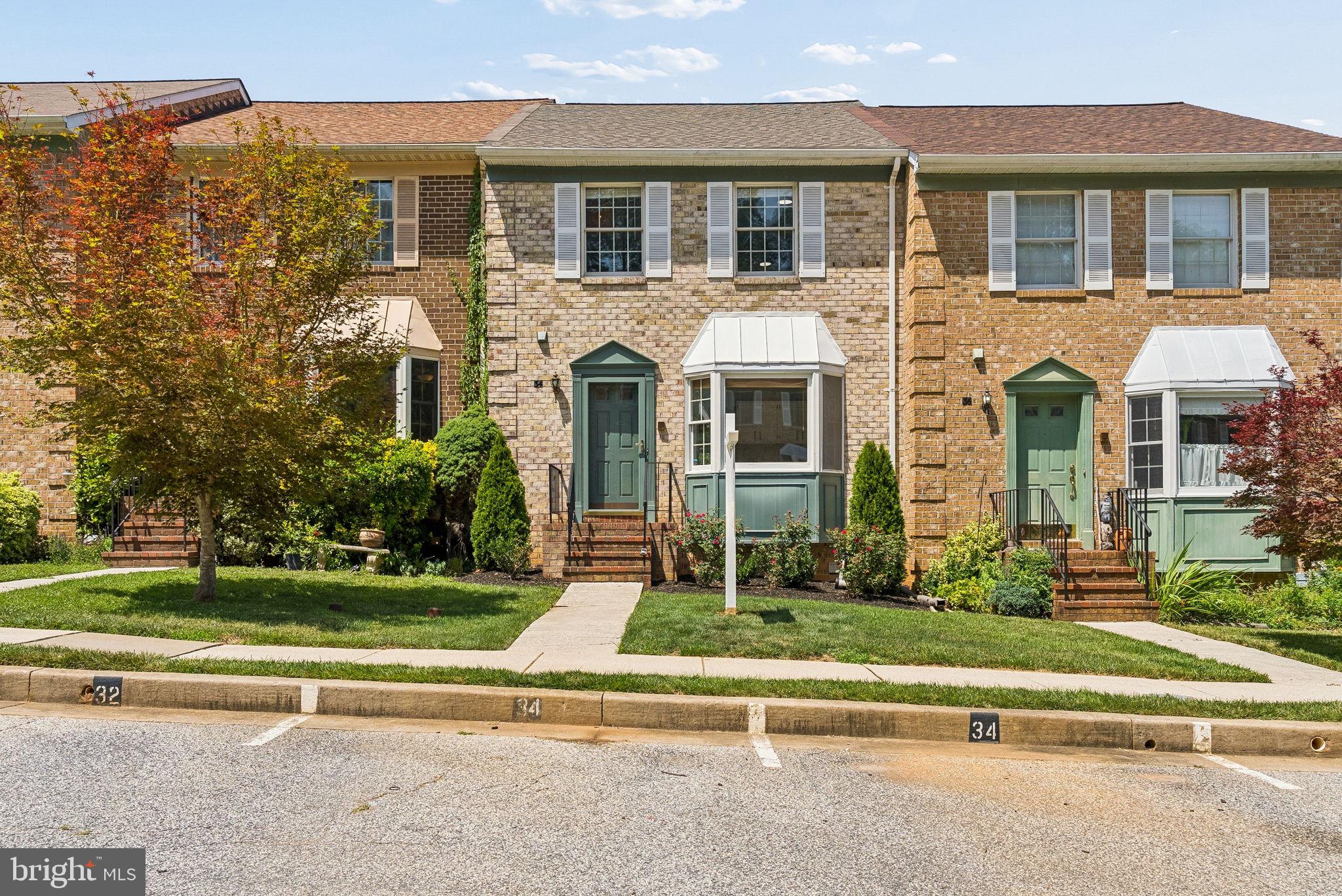 HUNTERS RUN - Residential