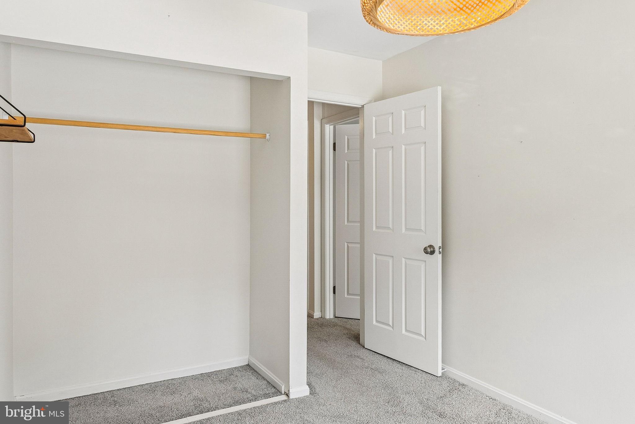 HUNTERS RUN - Residential