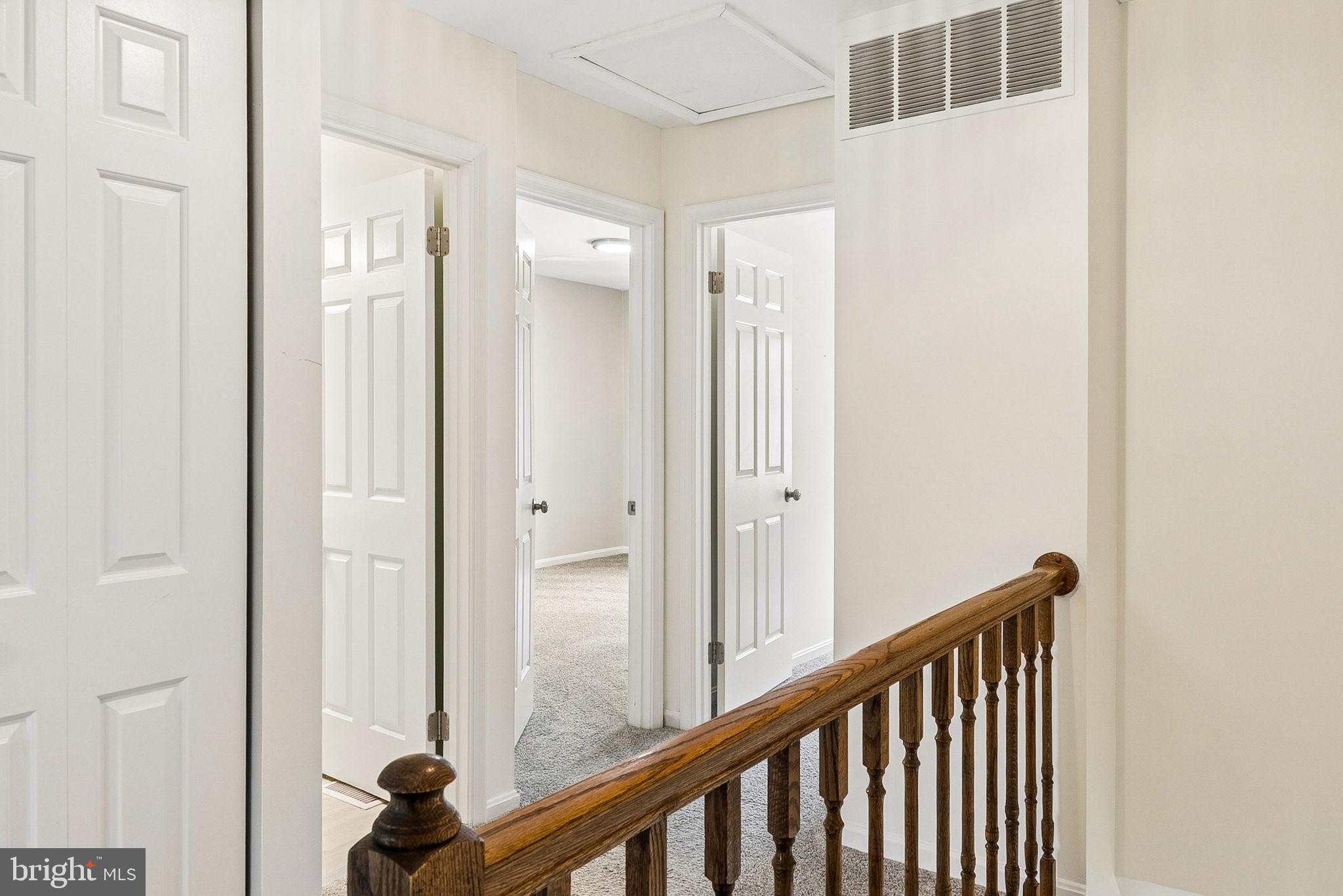 HUNTERS RUN - Residential