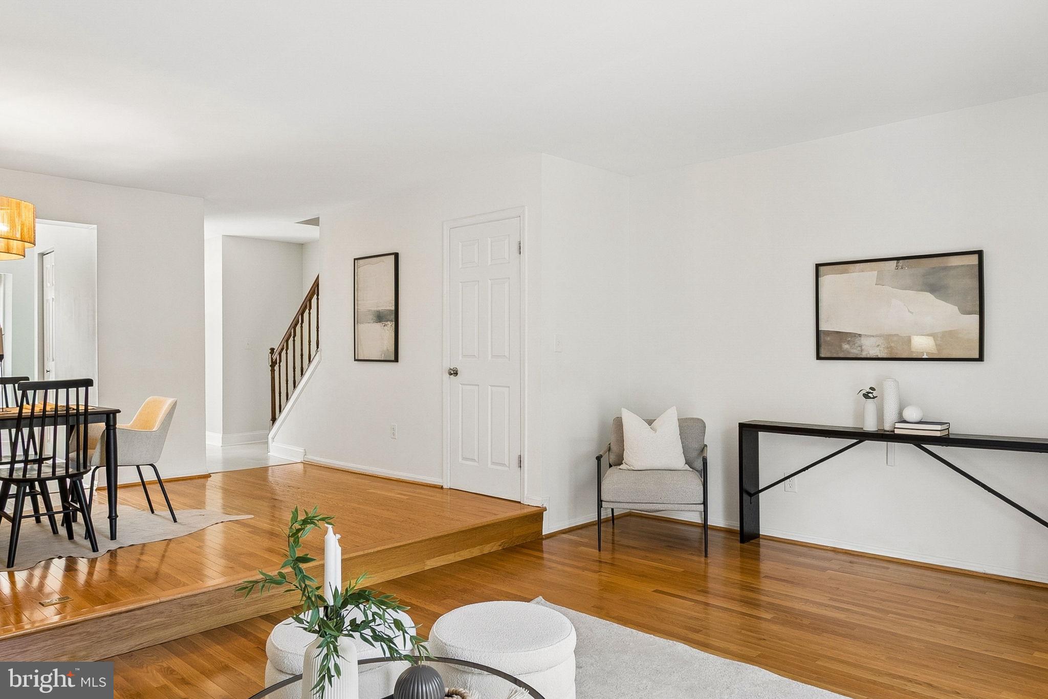 HUNTERS RUN - Residential