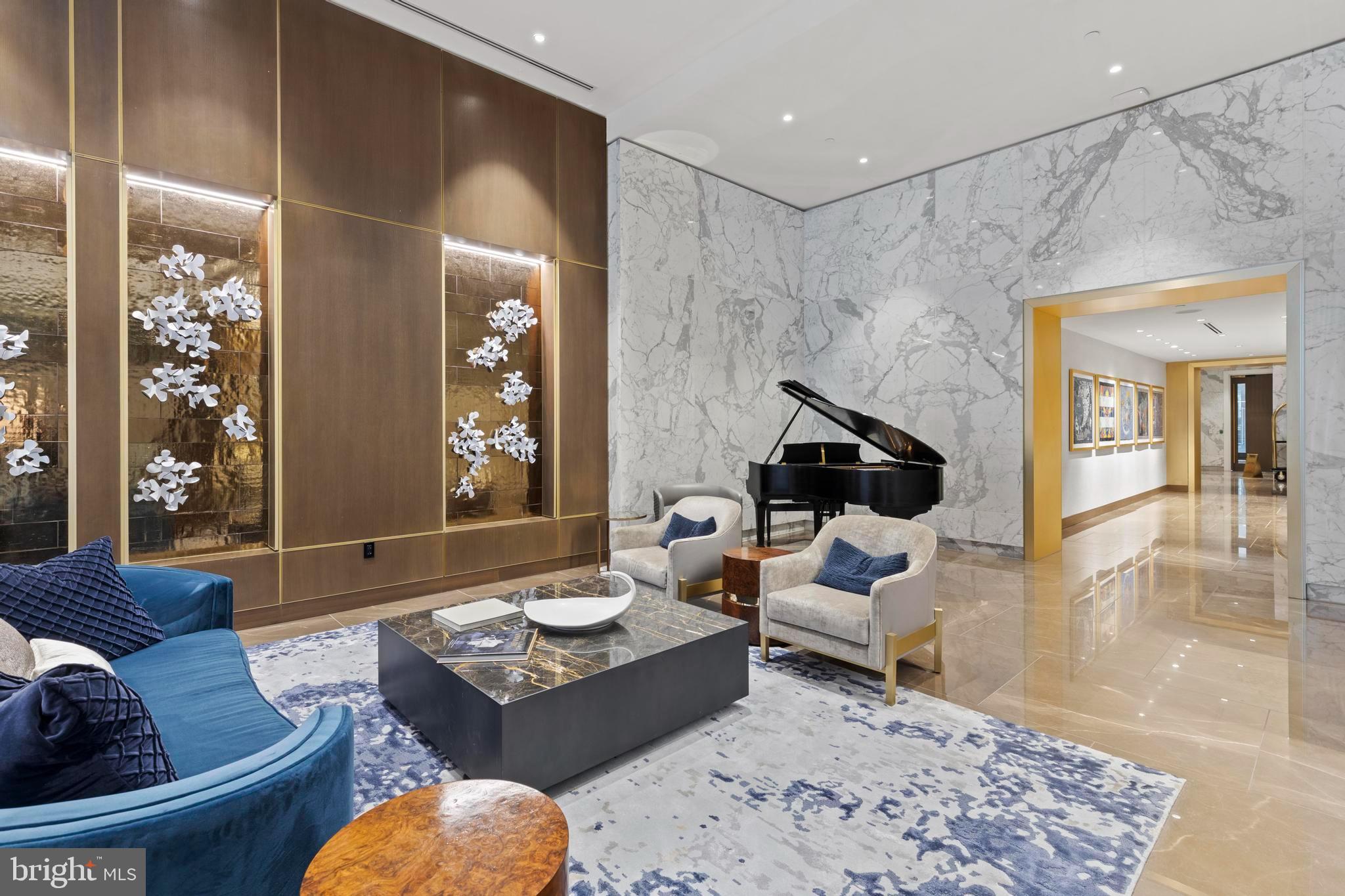 RITTENHOUSE SQUARE - Residential