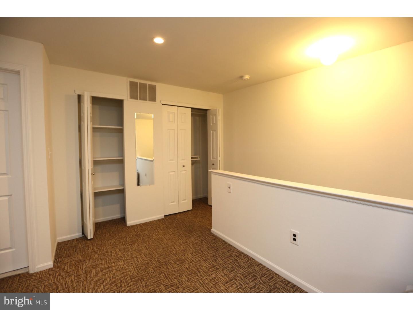 QUEEN VILLAGE - Residential Lease