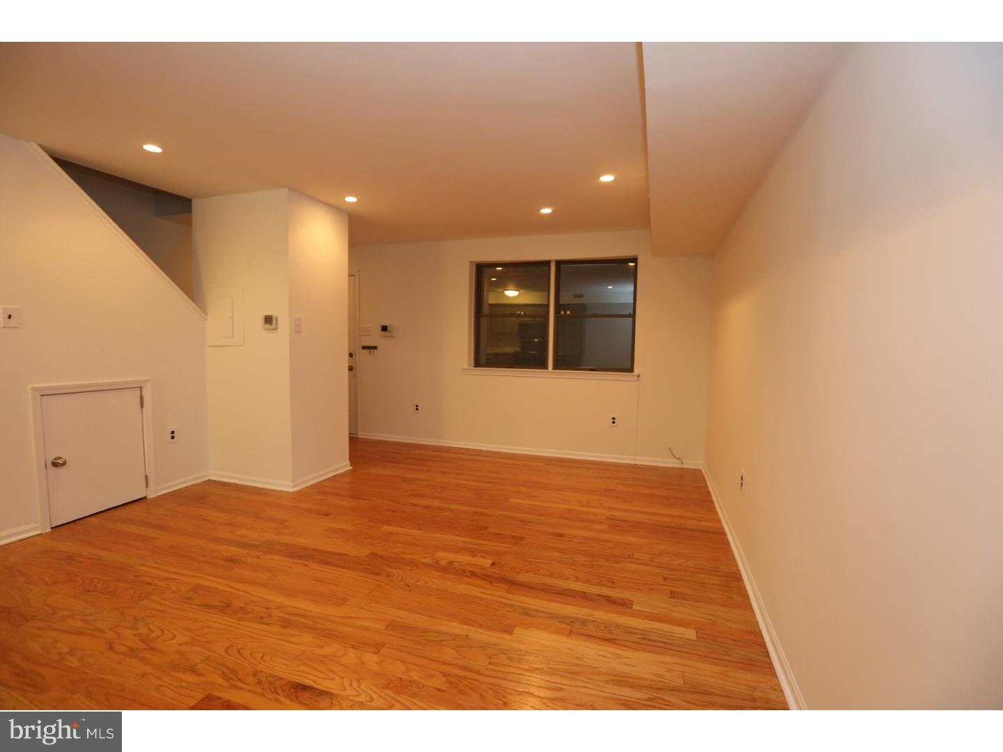QUEEN VILLAGE - Residential Lease