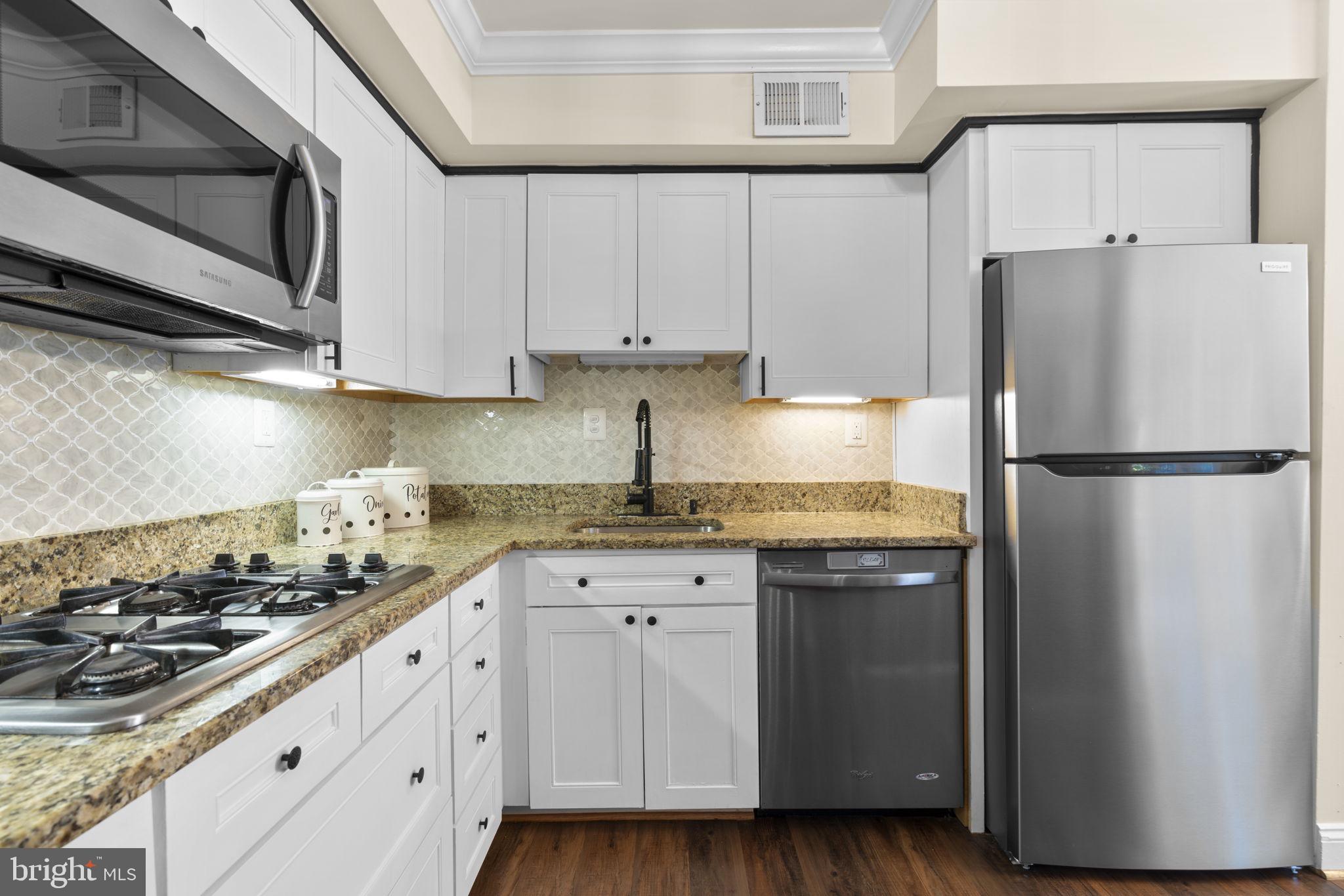VILLAGE OF HARPERS CHOICE - Residential
