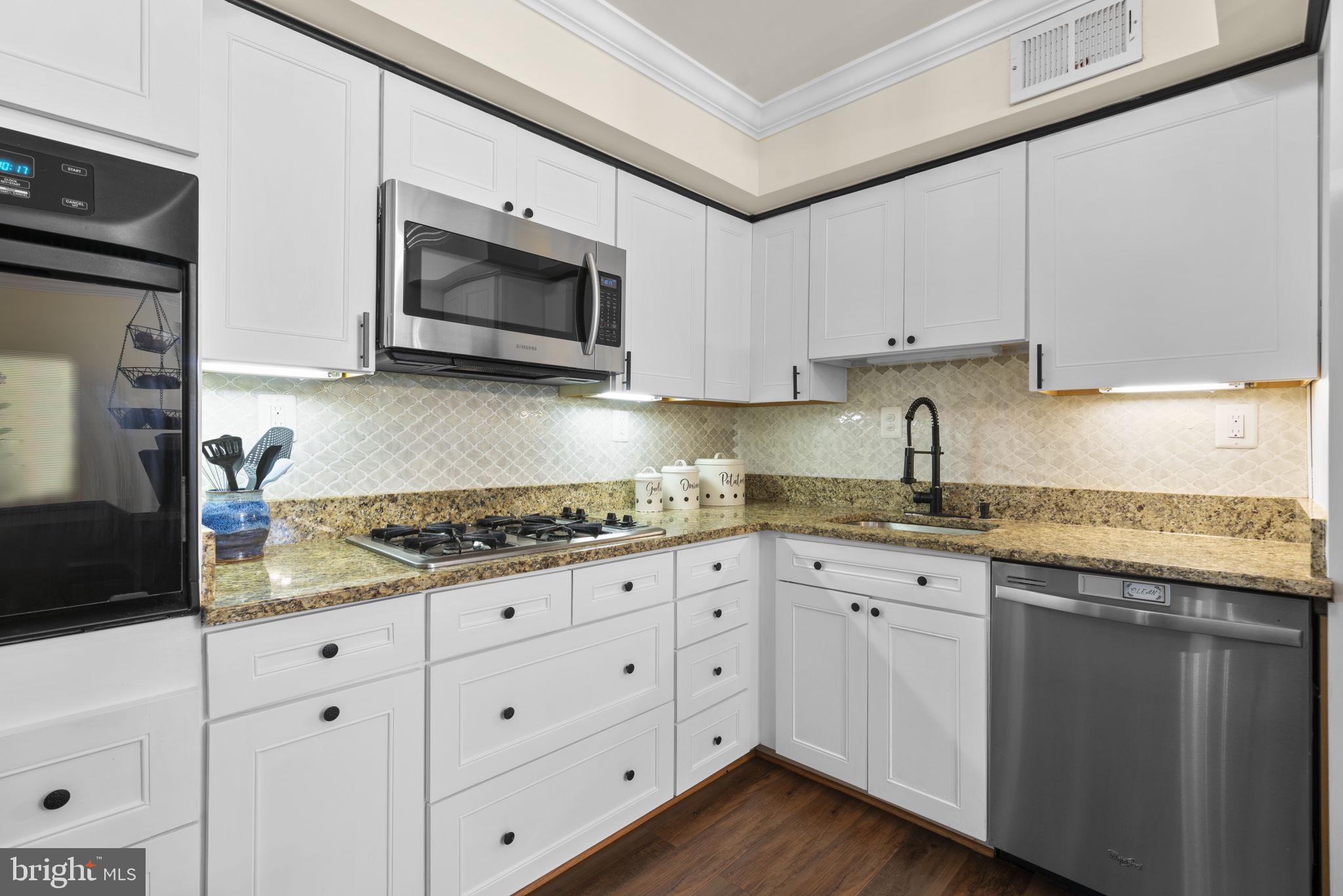 VILLAGE OF HARPERS CHOICE - Residential