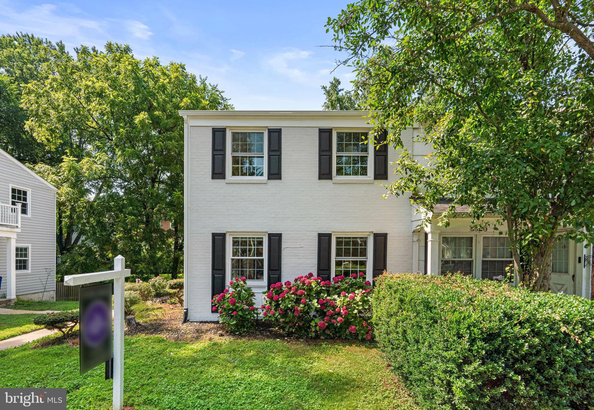 VILLAGE OF HARPERS CHOICE - Residential