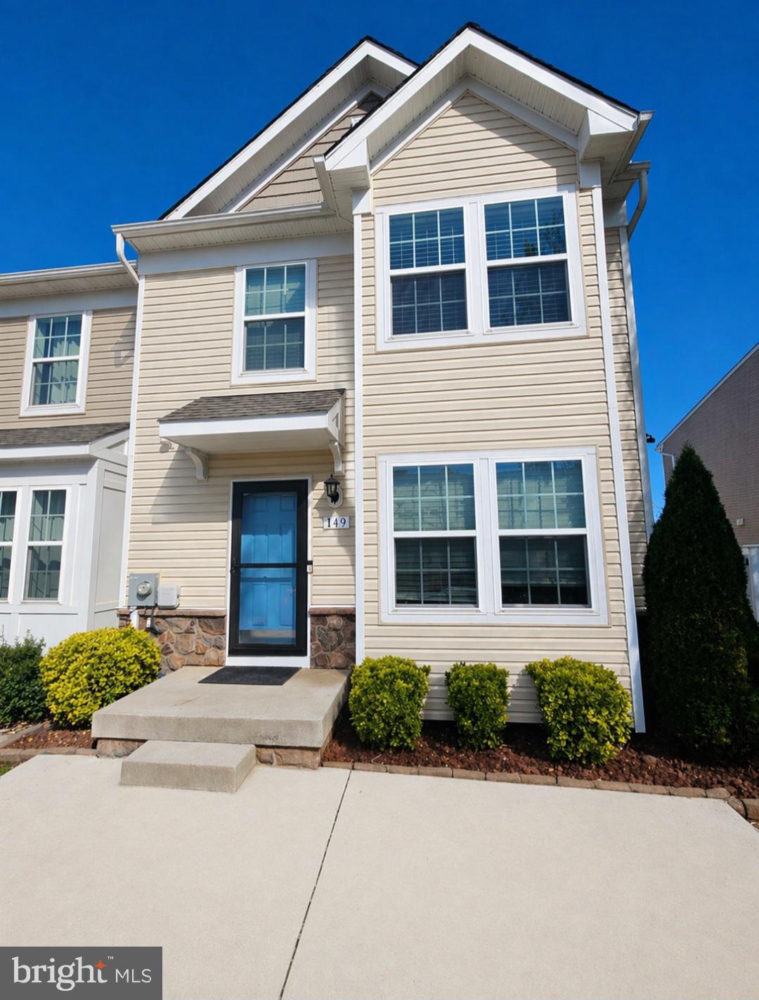 ARCHERS ROCK - Residential