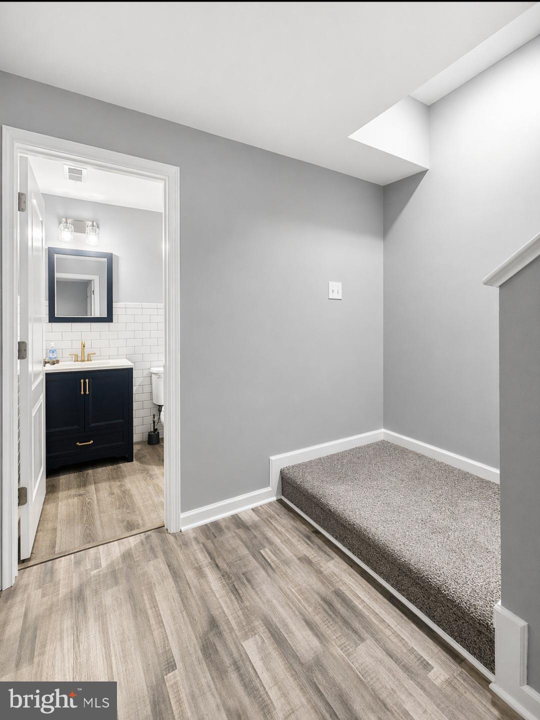ARCHERS ROCK - Residential