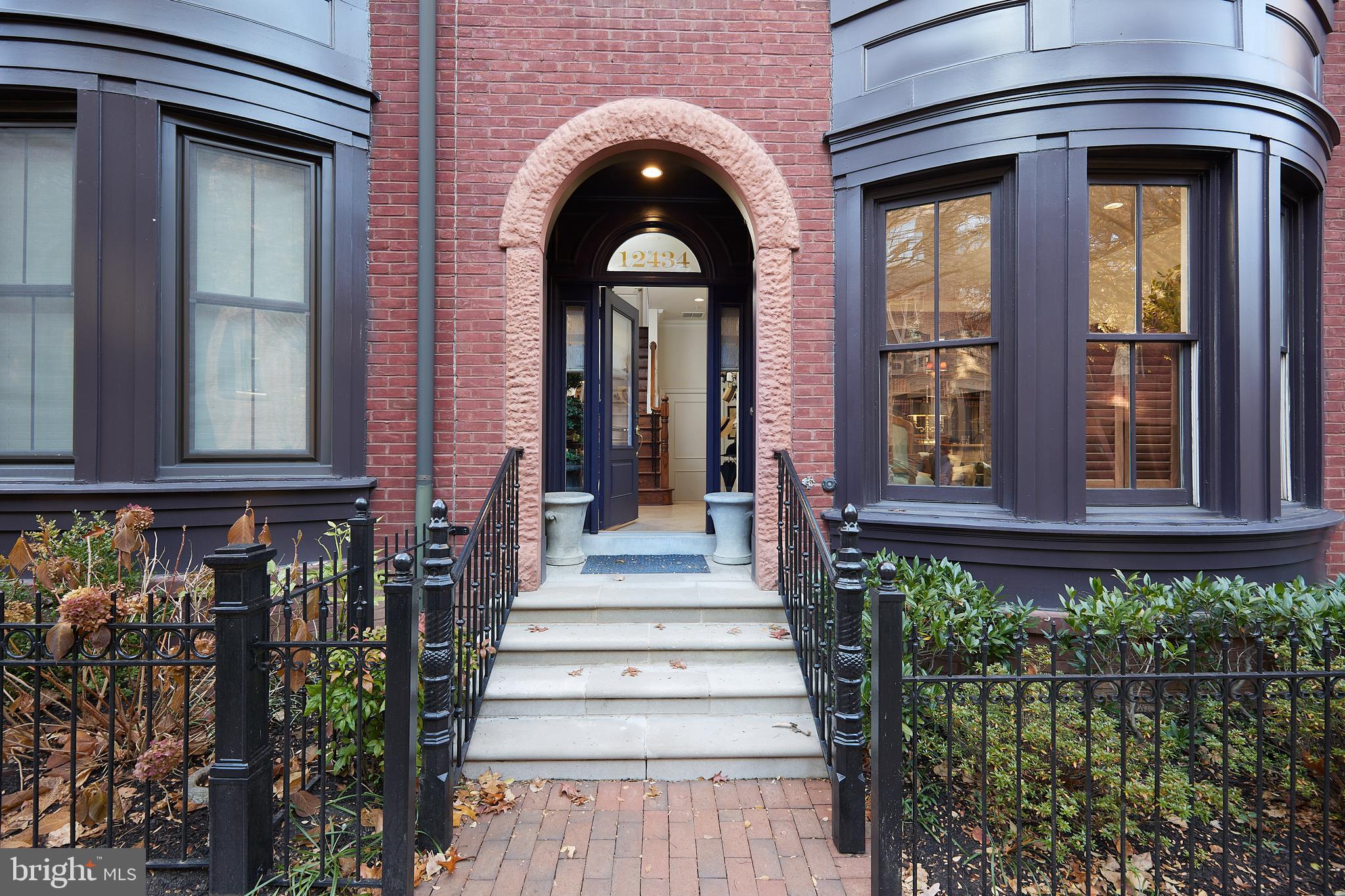 PARK POTOMAC - Residential
