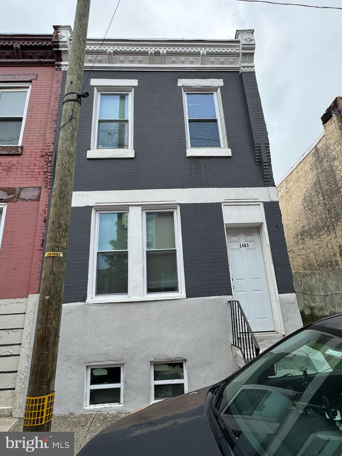 Welcome to 2463 N Opal St!
This property is perfect for investors looking to add to their portfolio or for buyers ready to make it their new home.