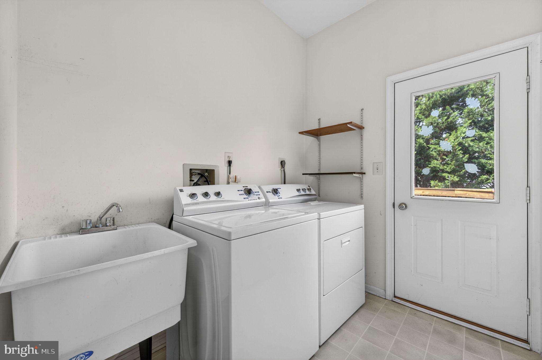 ASHFORD - Residential