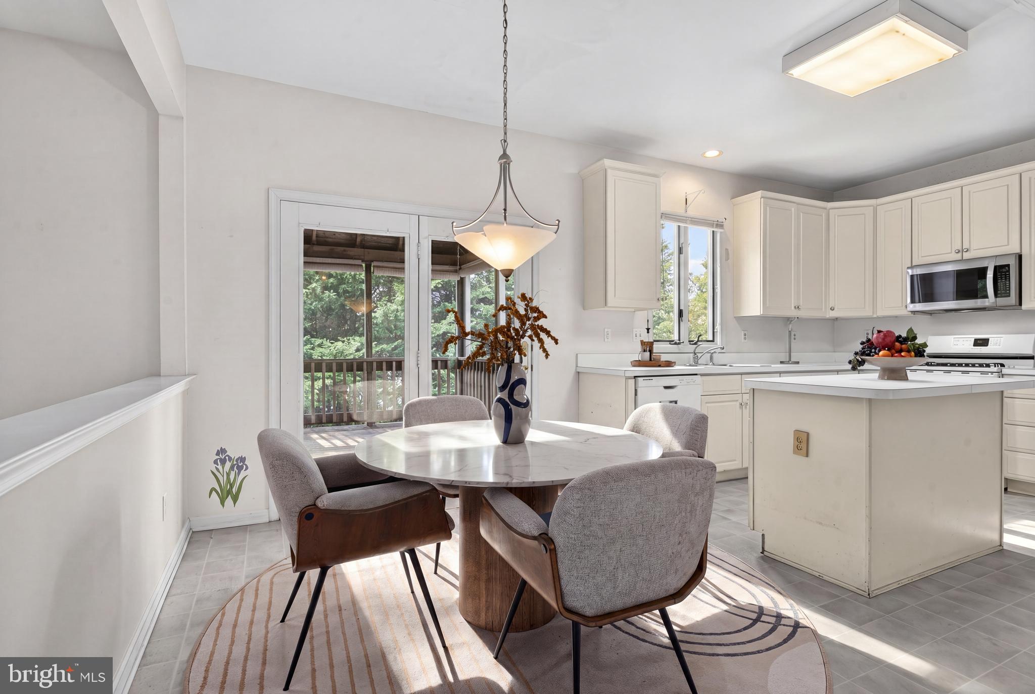 ASHFORD - Residential