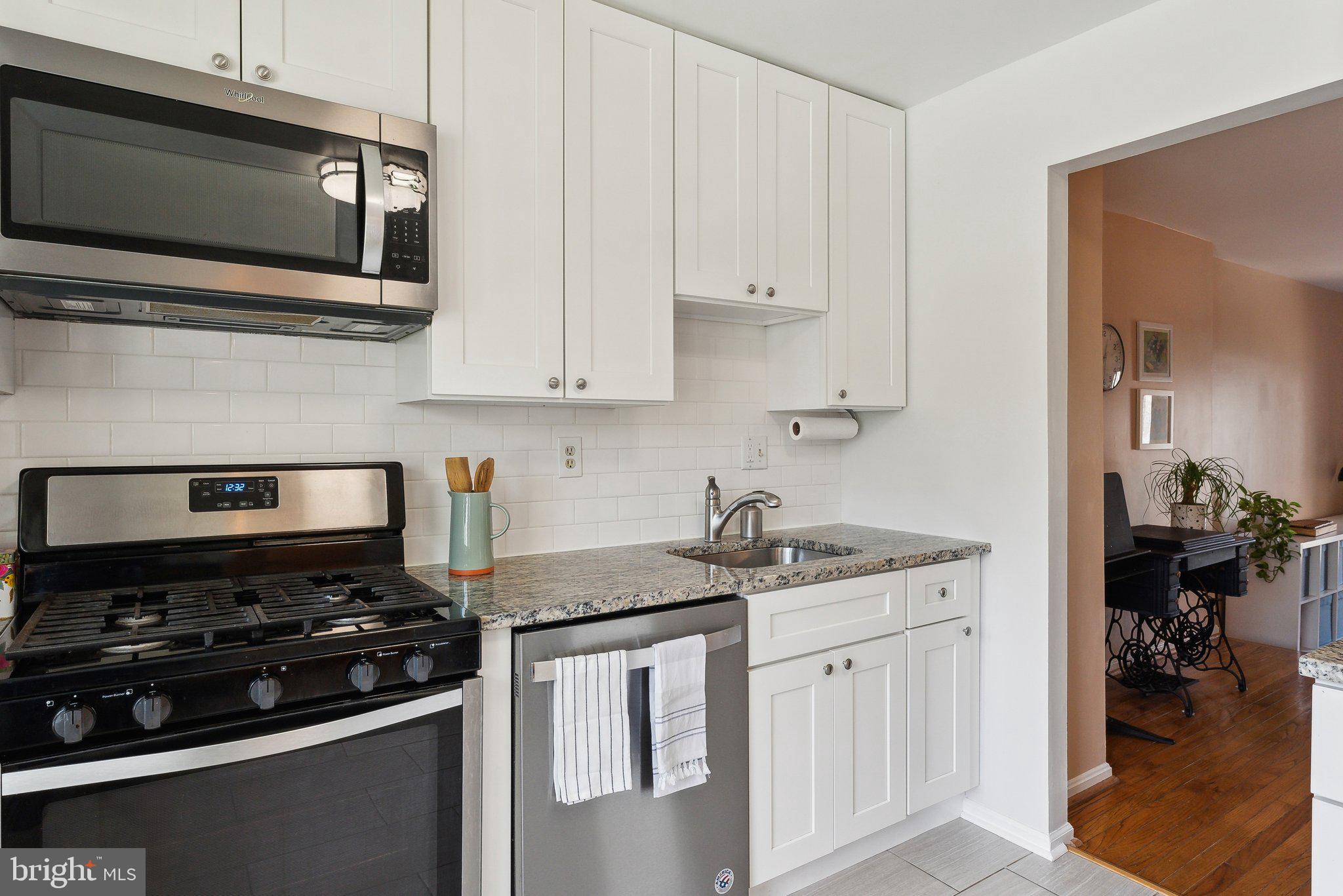 HUNTINGTON AT MT VERNON - Residential