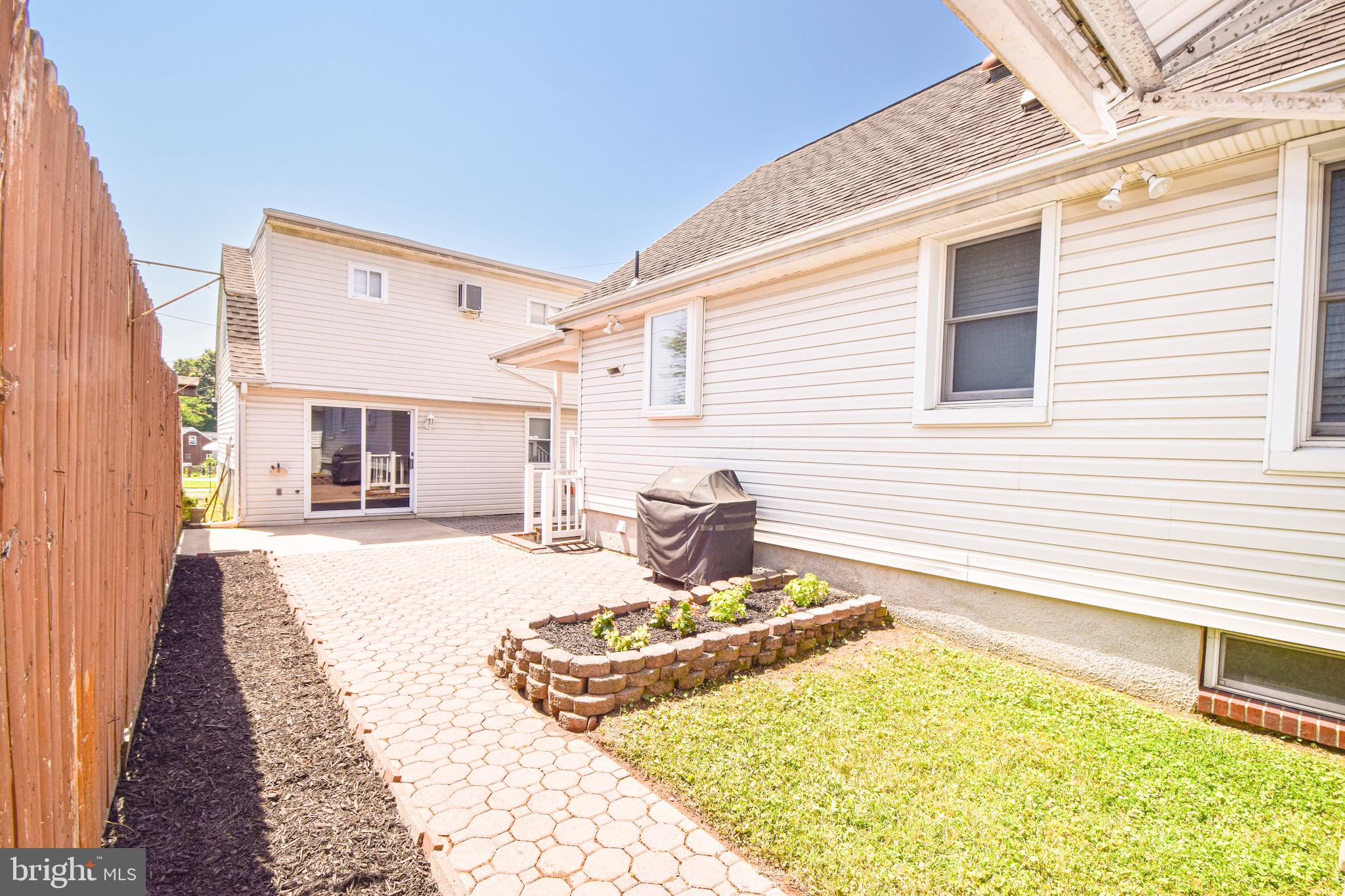 ROSEDALE - Residential