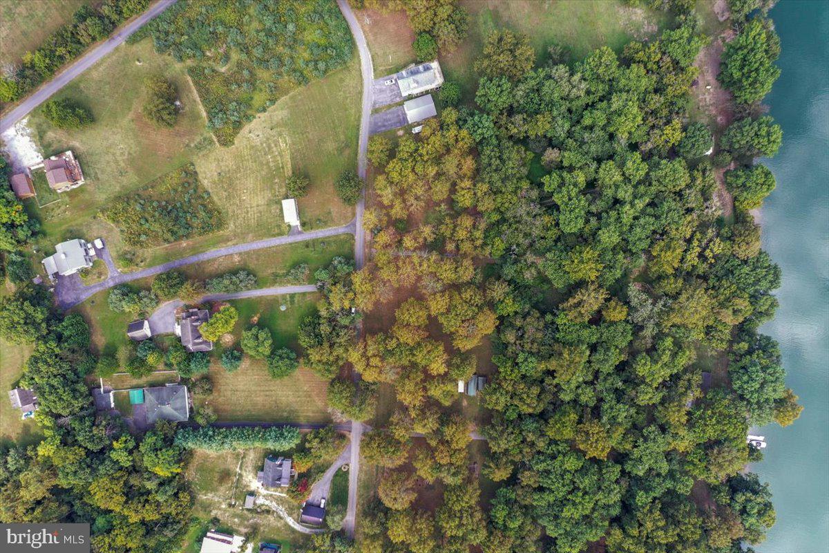 POTOMAC GLEN - Residential