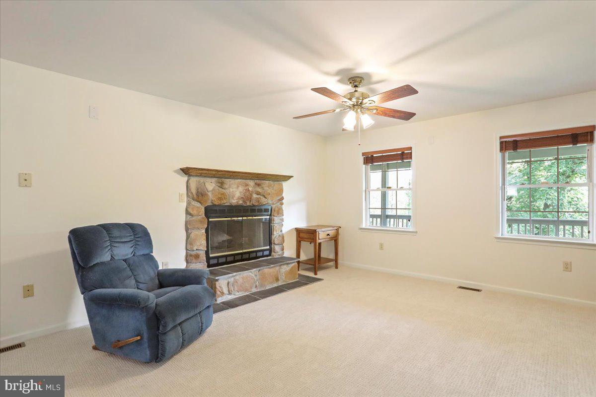 POTOMAC GLEN - Residential