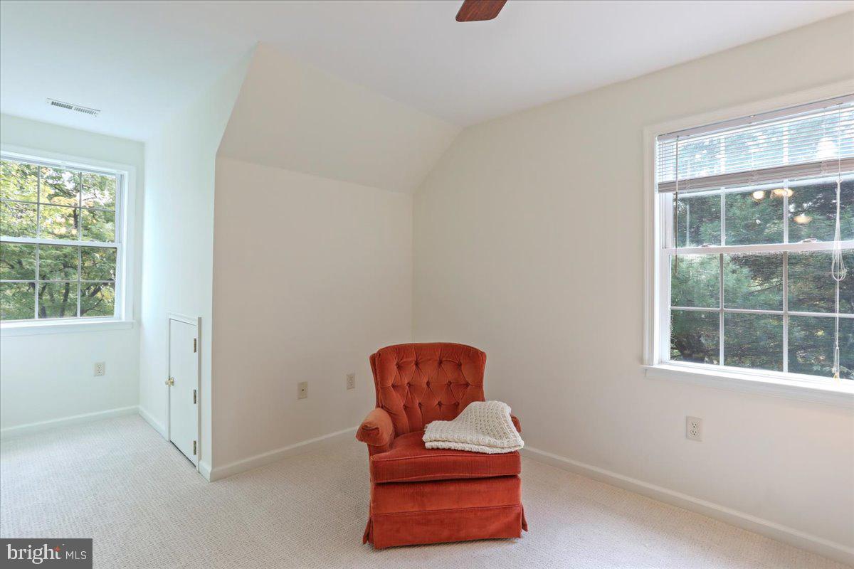 POTOMAC GLEN - Residential