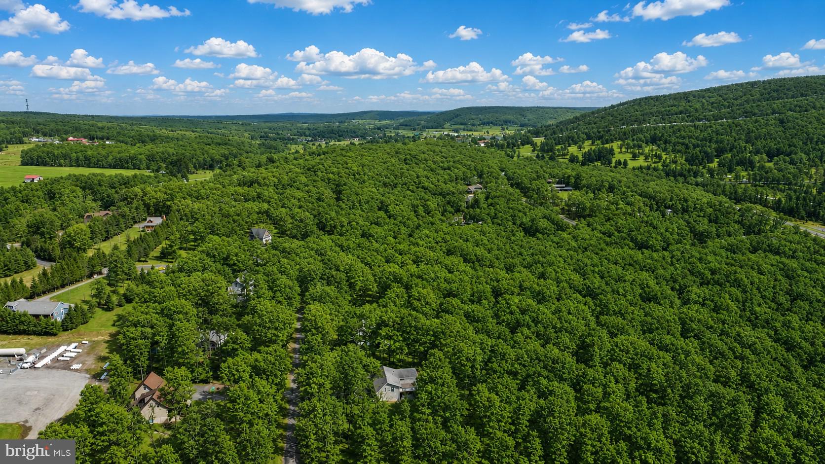 SANG RUN RD - Residential