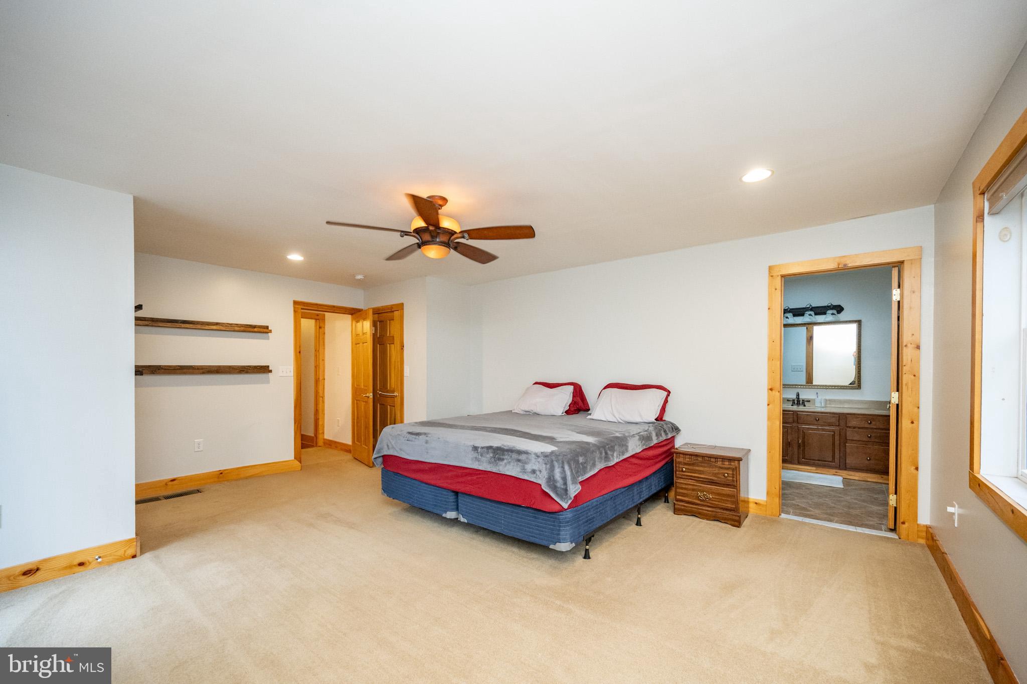 SANG RUN RD - Residential