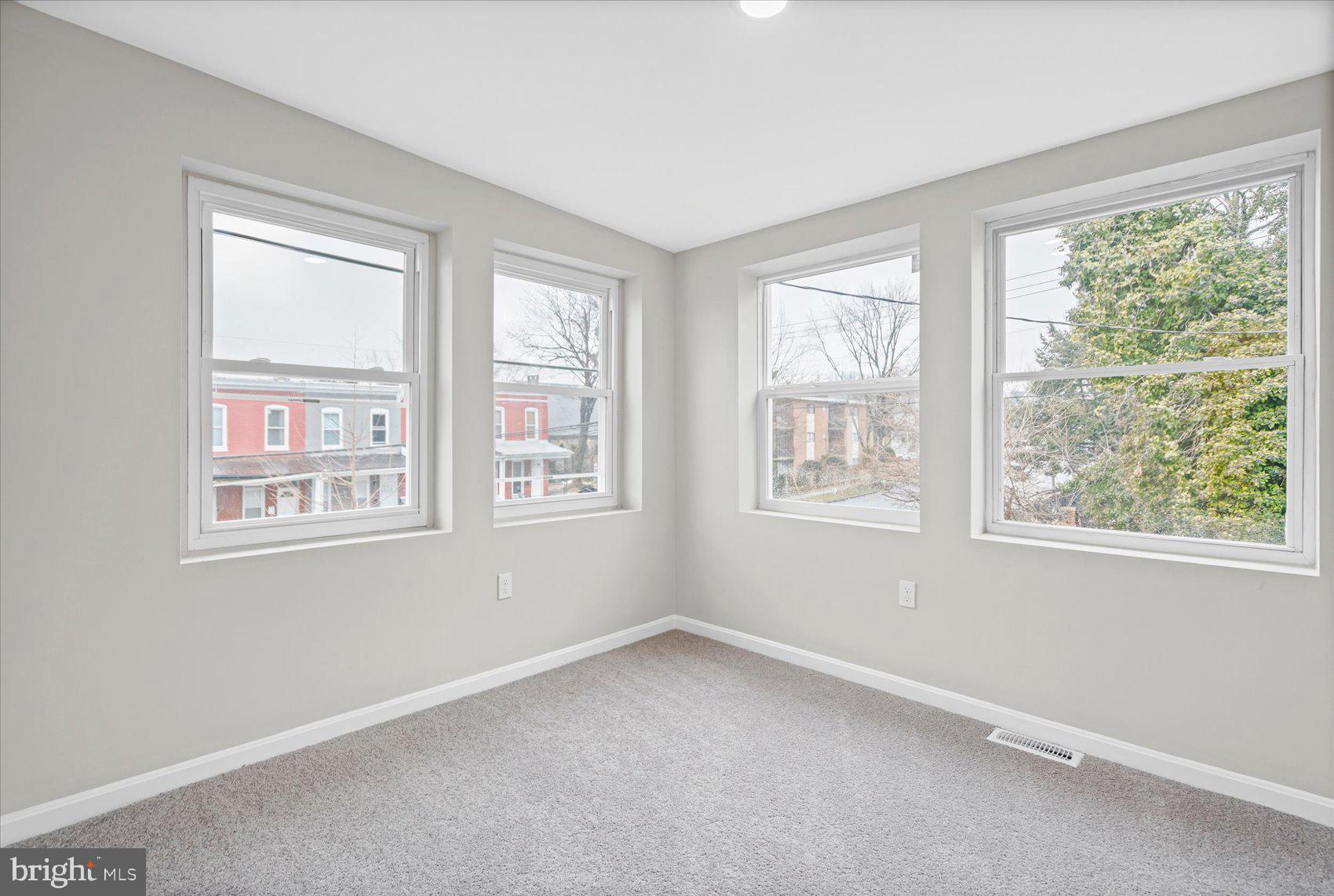 IRVINGTON - Residential