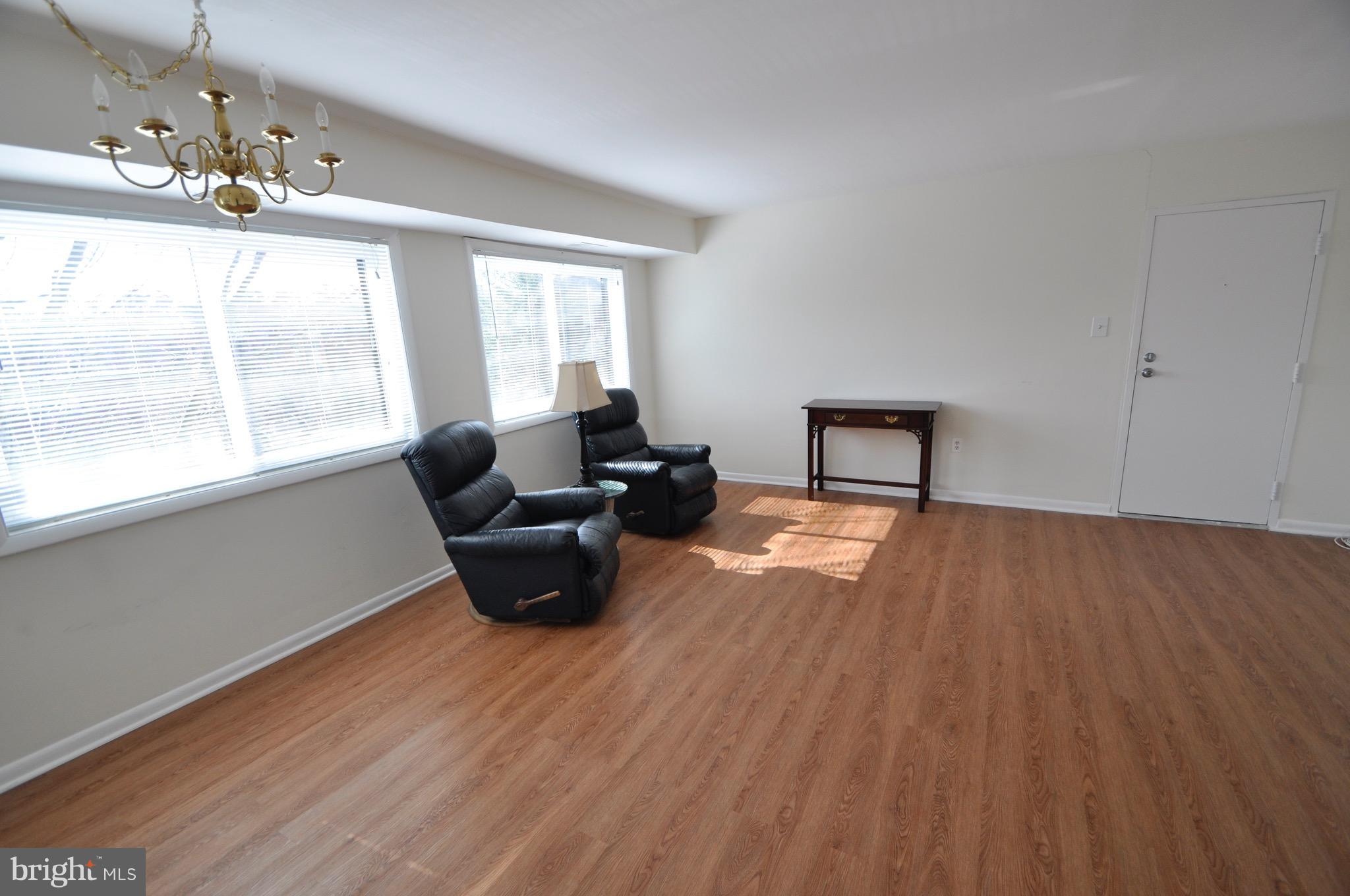 BOLLING BROOK - Residential Lease