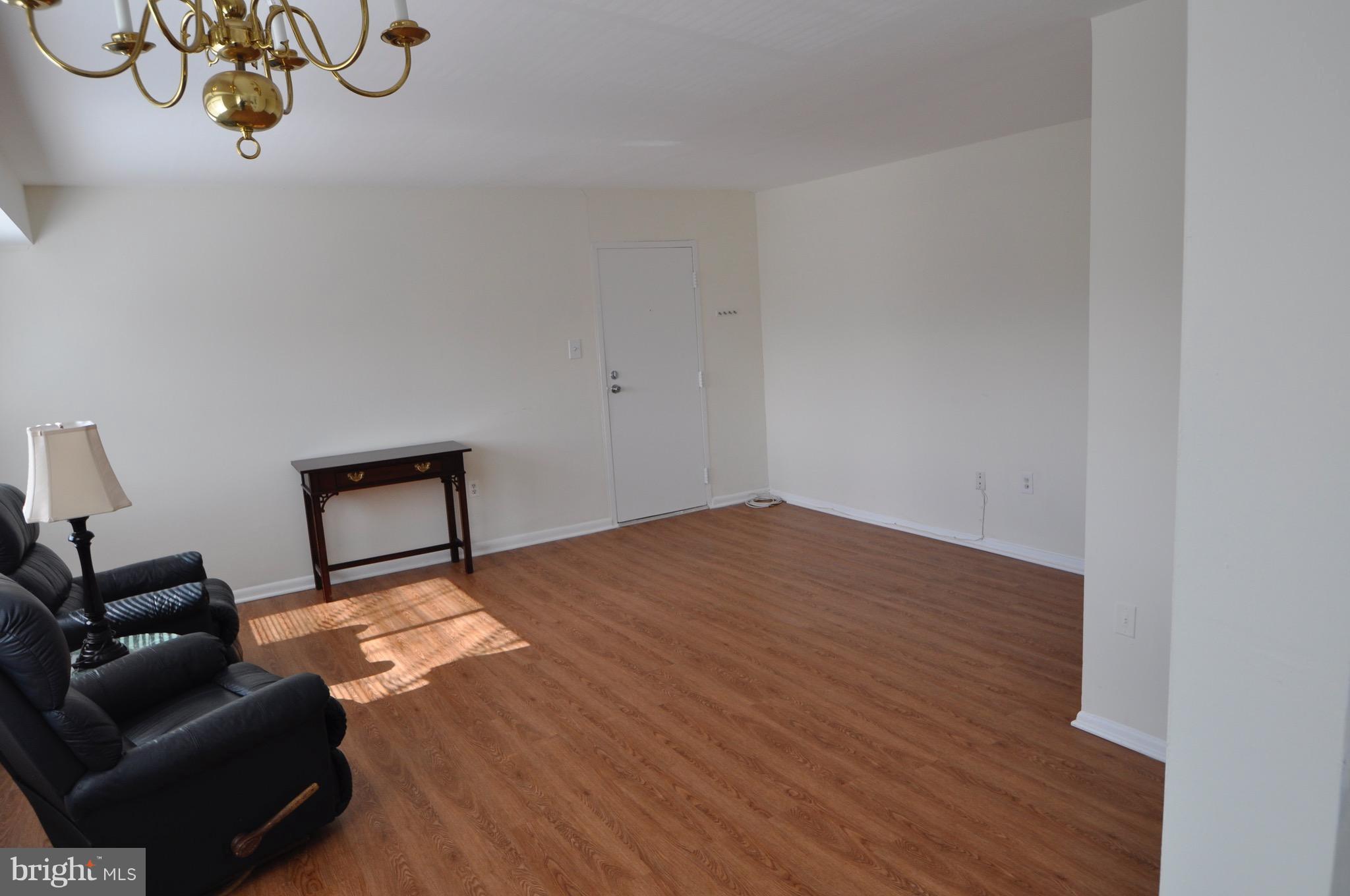 BOLLING BROOK - Residential Lease
