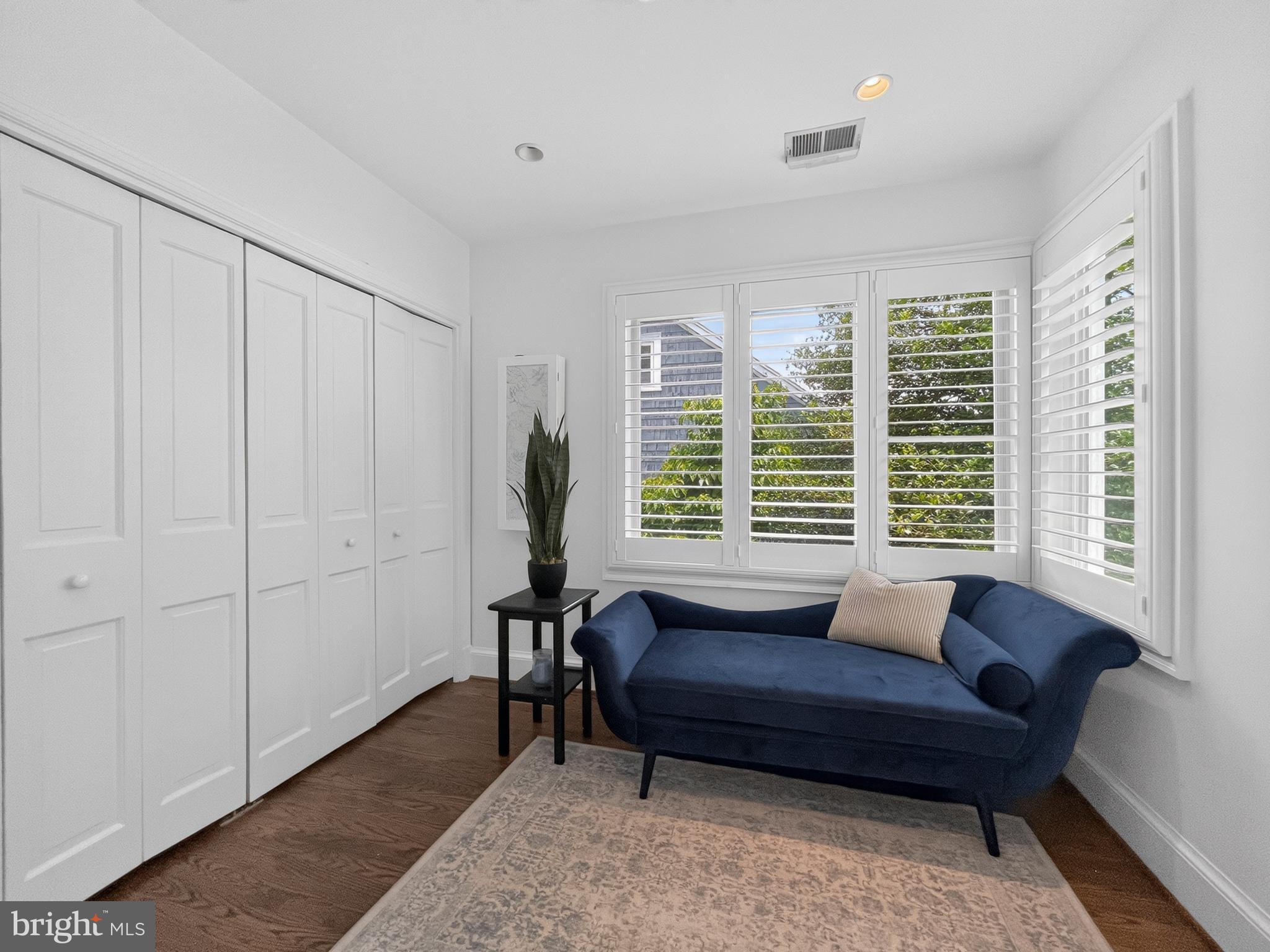 CHEVY CHASE TERRACE - Residential