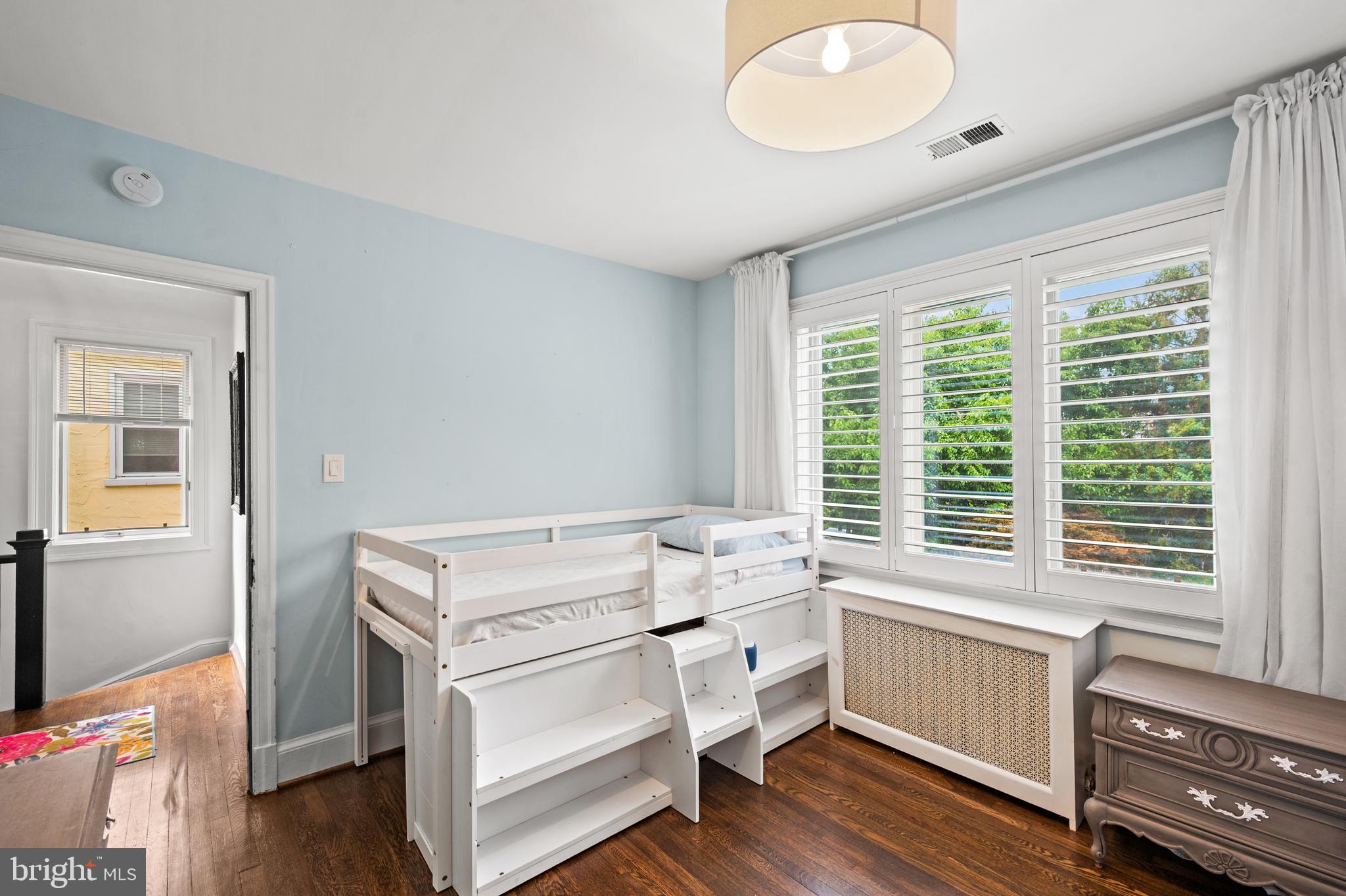 CHEVY CHASE TERRACE - Residential
