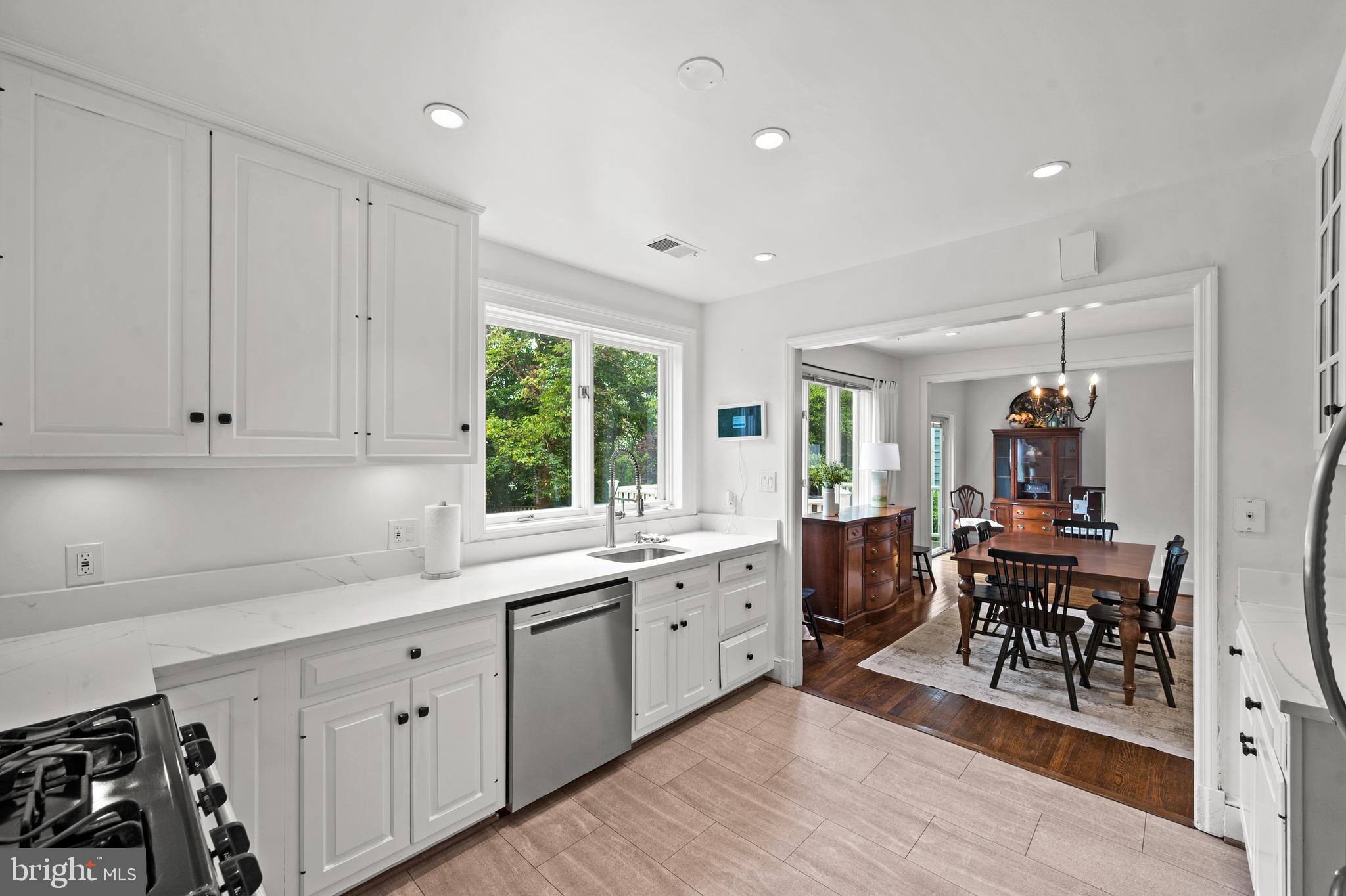 CHEVY CHASE TERRACE - Residential