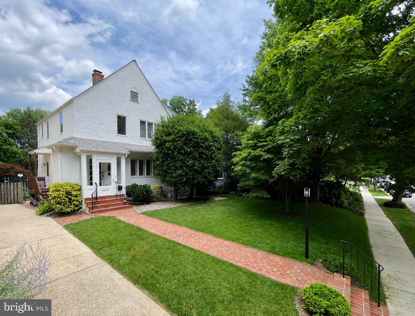 Classic expanded cottage in Chevy Chase! Truly perfect position between downtown Bethesda and Friendship Heights, just steps to Norwood Park, Little Falls Trail, Somerset Elementary, and much more -- school, shopping, dining, glorious green space, and two Metro stations at your doorstep! This bright and beautiful home features FOUR BEDS, FOUR FULL BATHS, two fireplaces, and fantastic flow between open kitchen, spacious living and dining rooms, flexible main level den with bath, plus a lower-level rec room.  Enjoy a deep front lawn, lush and level backyard, elevated deck, and abundant natural light over gleaming hardwood floors throughout. 

Timeless character, thoughtful updates, and an unbeatable location combine to create the perfect place to call home. Visit the open house SATURDAY 1-3 OR SUNDAY 2-4 PM or call to schedule a tour today!