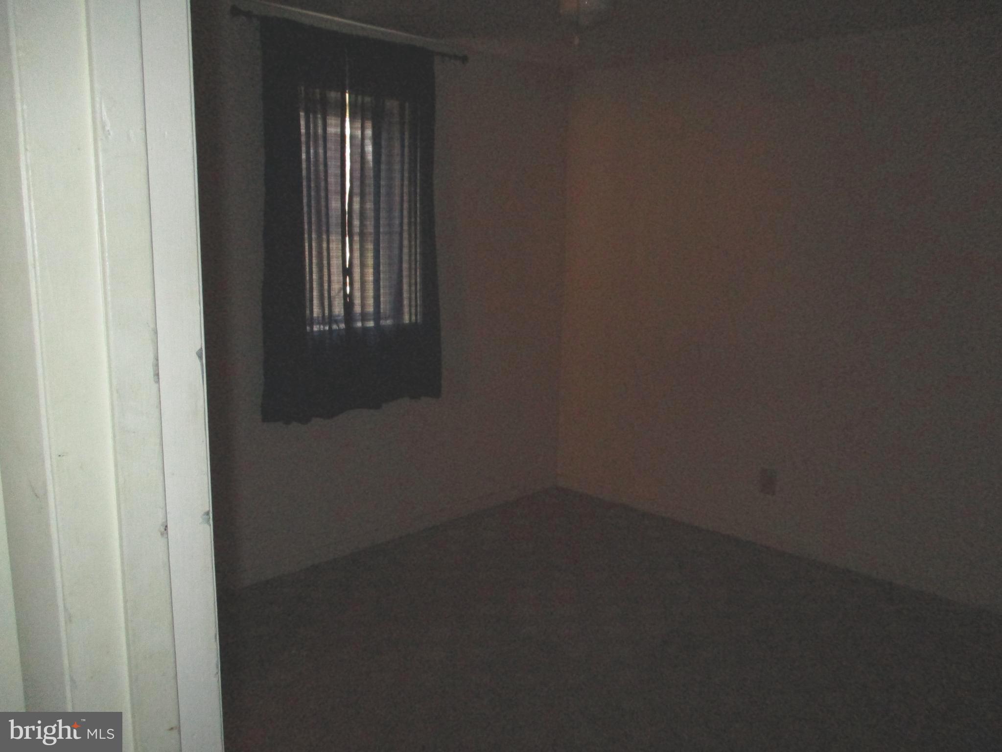 ROYAL EXCHANGE - Residential Lease