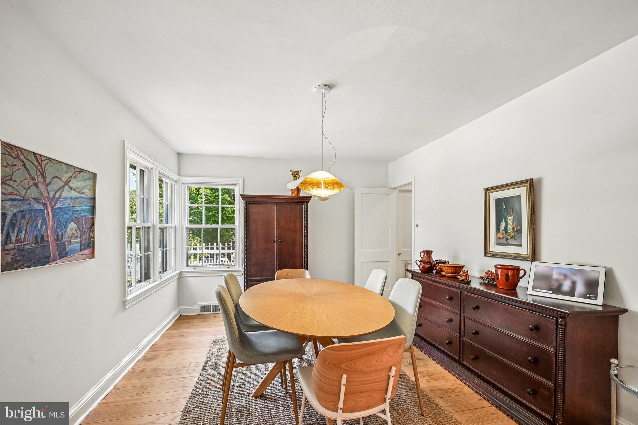 COLONIAL VIL - Residential