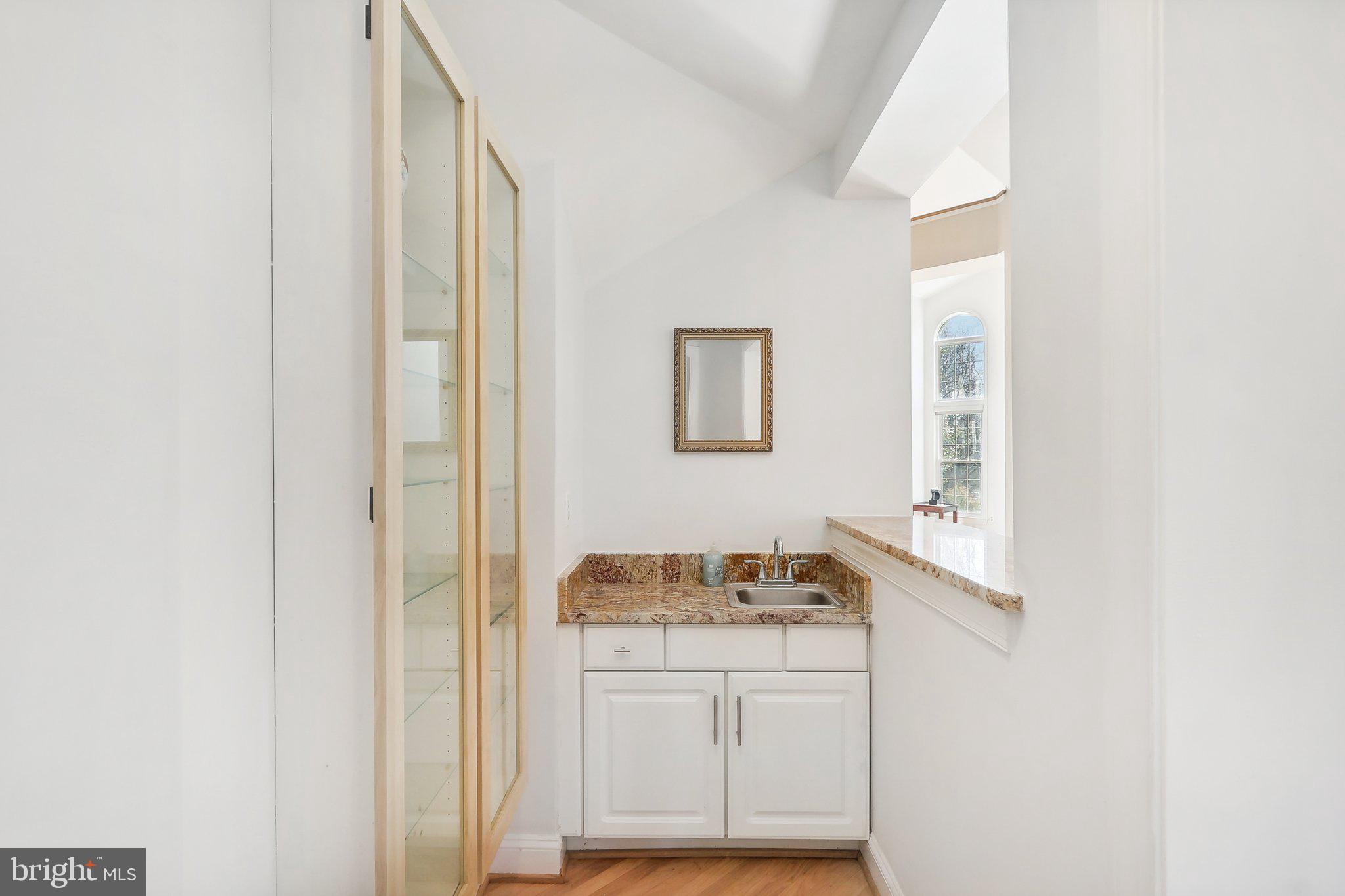 DARNESTOWN OUTSIDE - Residential