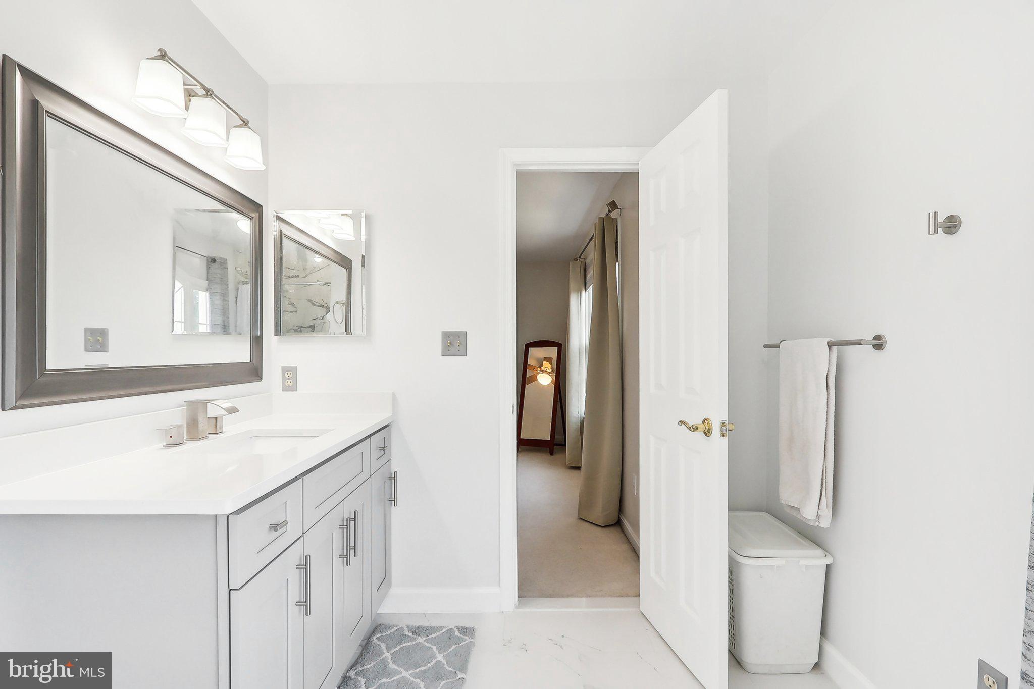 DARNESTOWN OUTSIDE - Residential