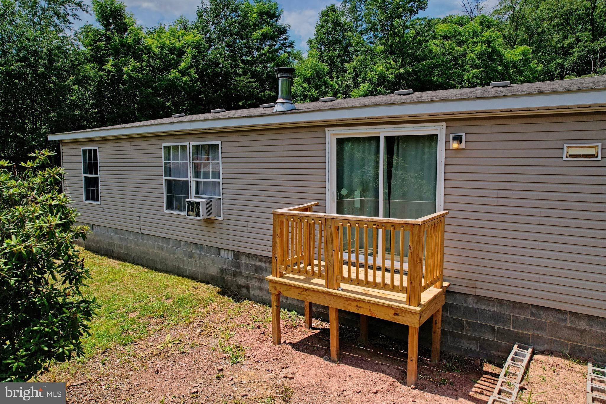 QUAKER WOODS - Residential