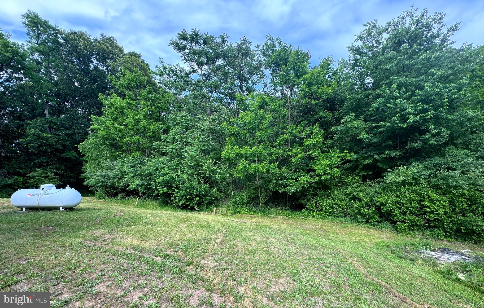 QUAKER WOODS - Residential