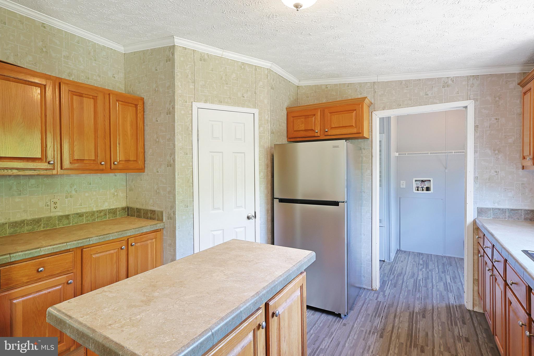 QUAKER WOODS - Residential