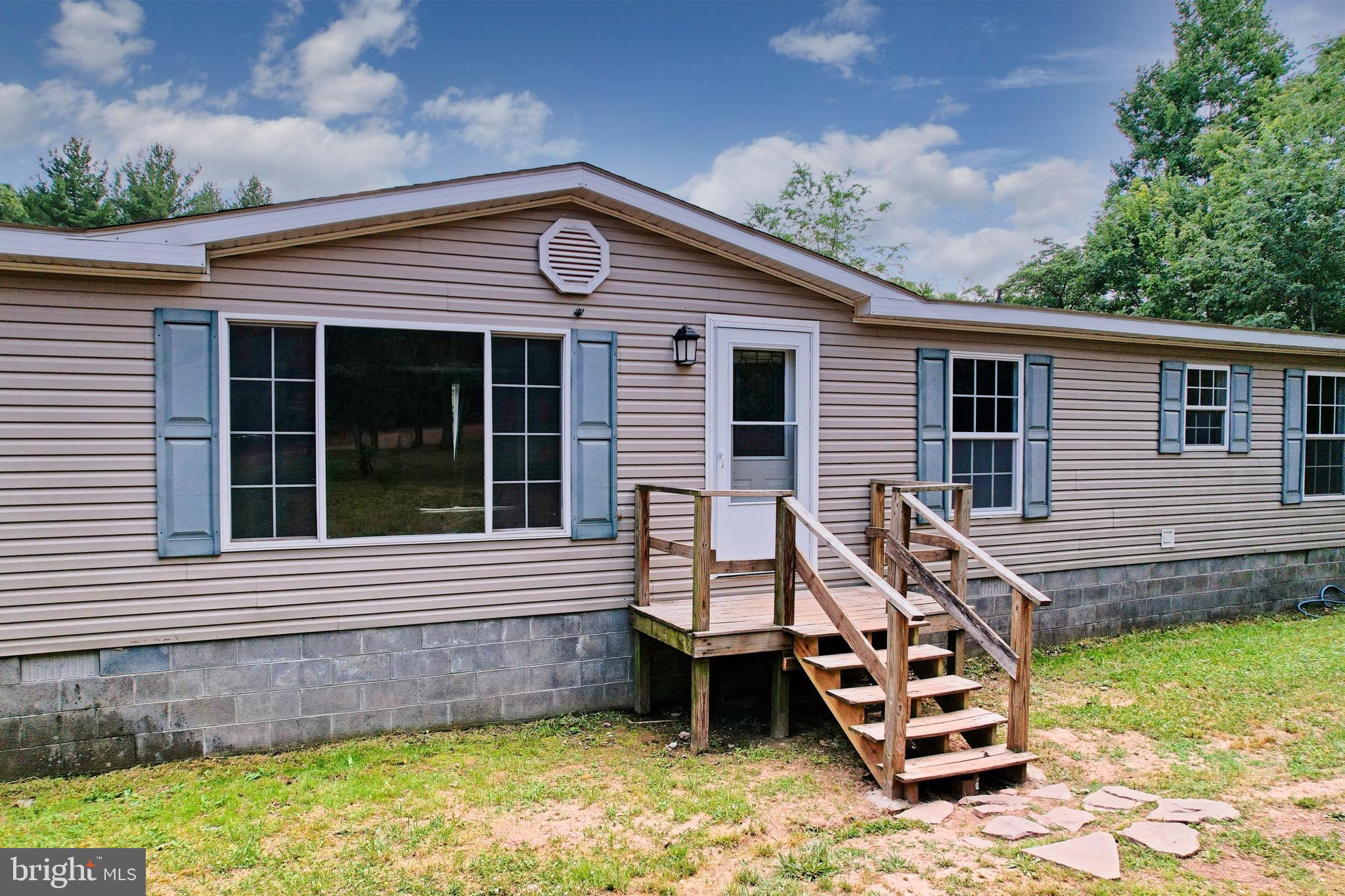 QUAKER WOODS - Residential