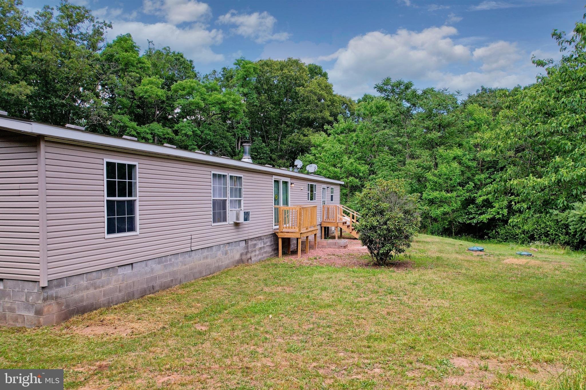QUAKER WOODS - Residential