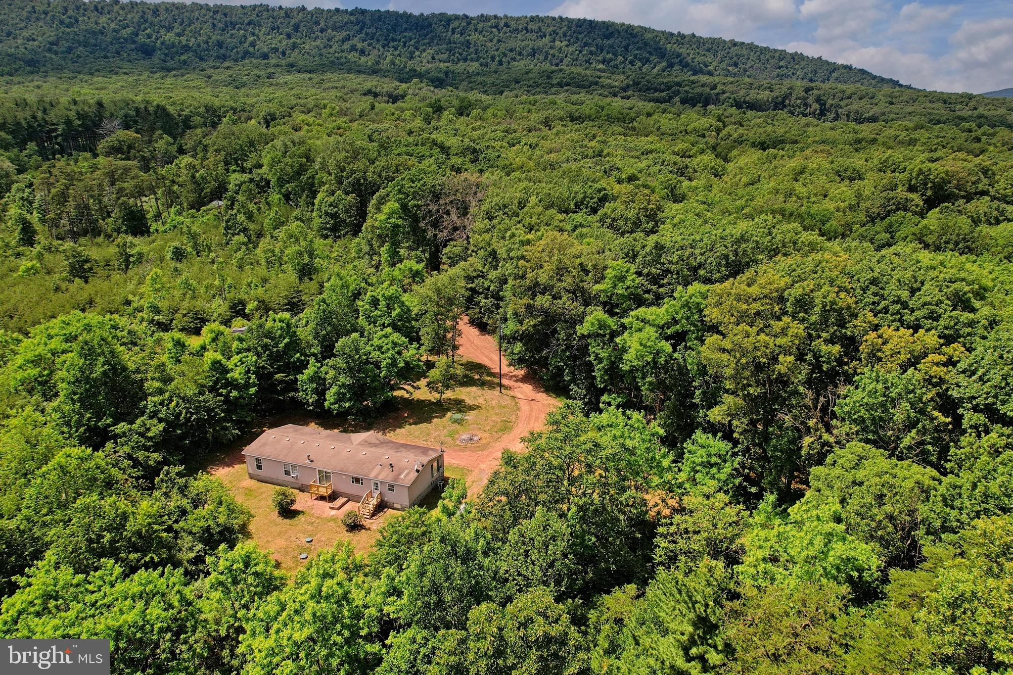 QUAKER WOODS - Residential