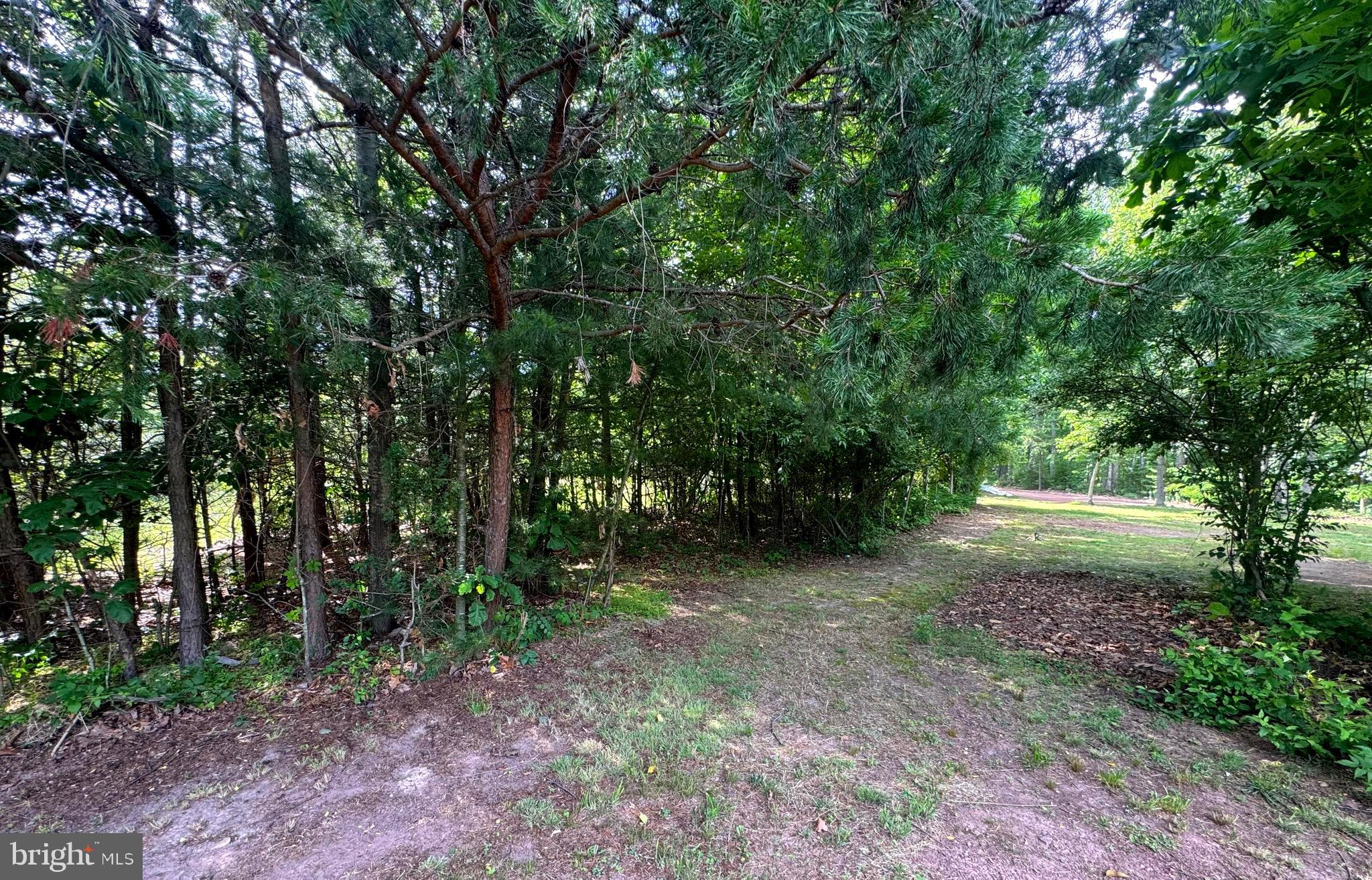 QUAKER WOODS - Residential